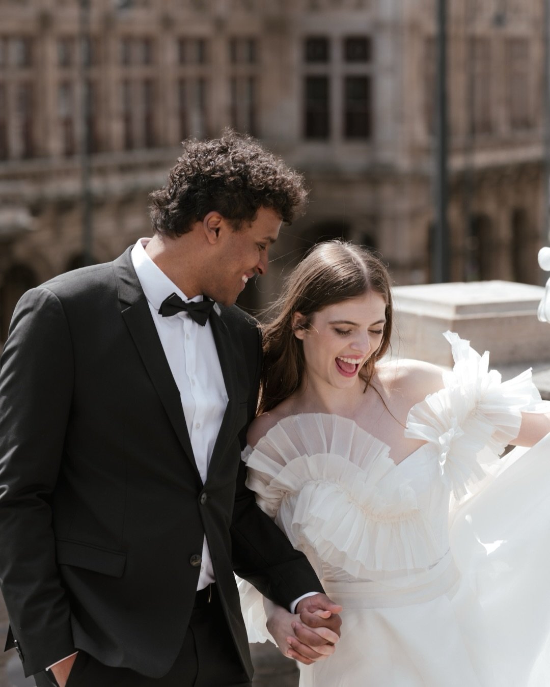This is what destination wedding should feel like. Relaxed, natural, and fully present. 
✨Check the availabilities in my bio, if you are planning your destination wedding in Europe.

bridal gown: @orsibakacsbridal 

#destinationweddingphotographers #