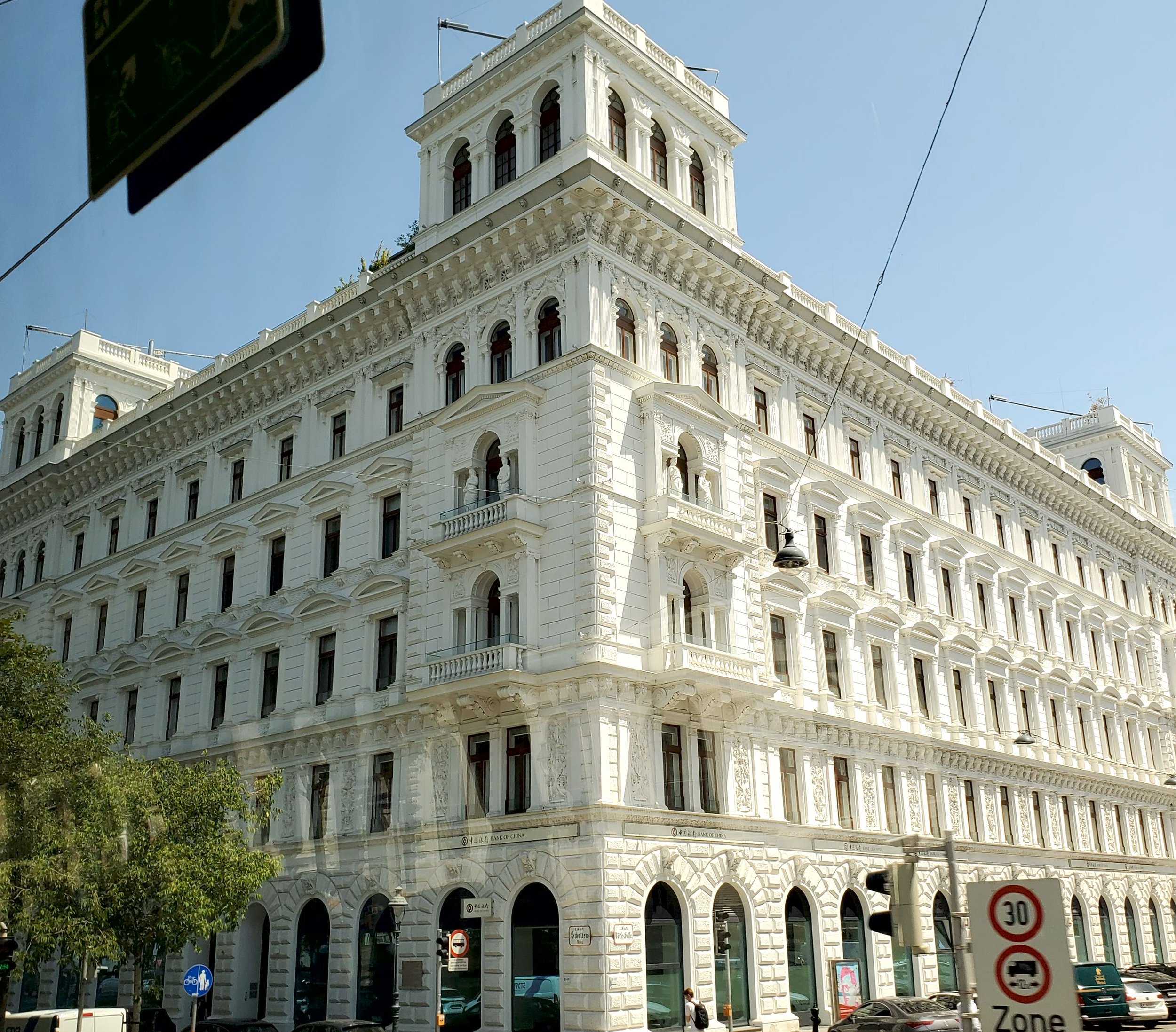 Vienna quick bus view 2.jpg