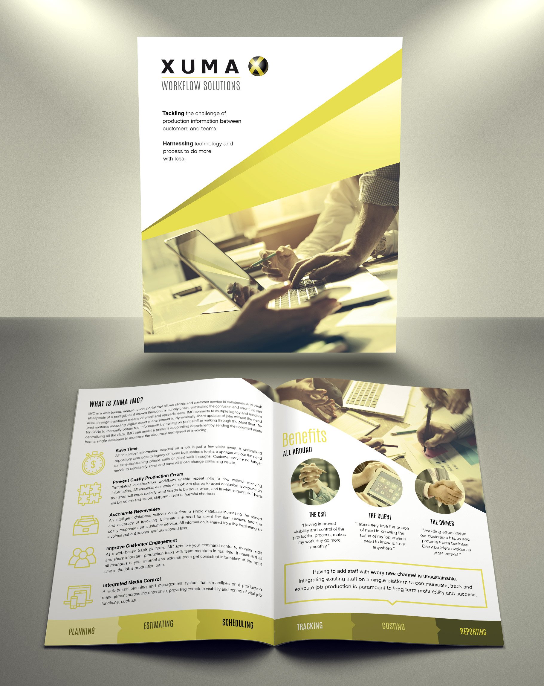 brochure-xuma-mockup.jpg