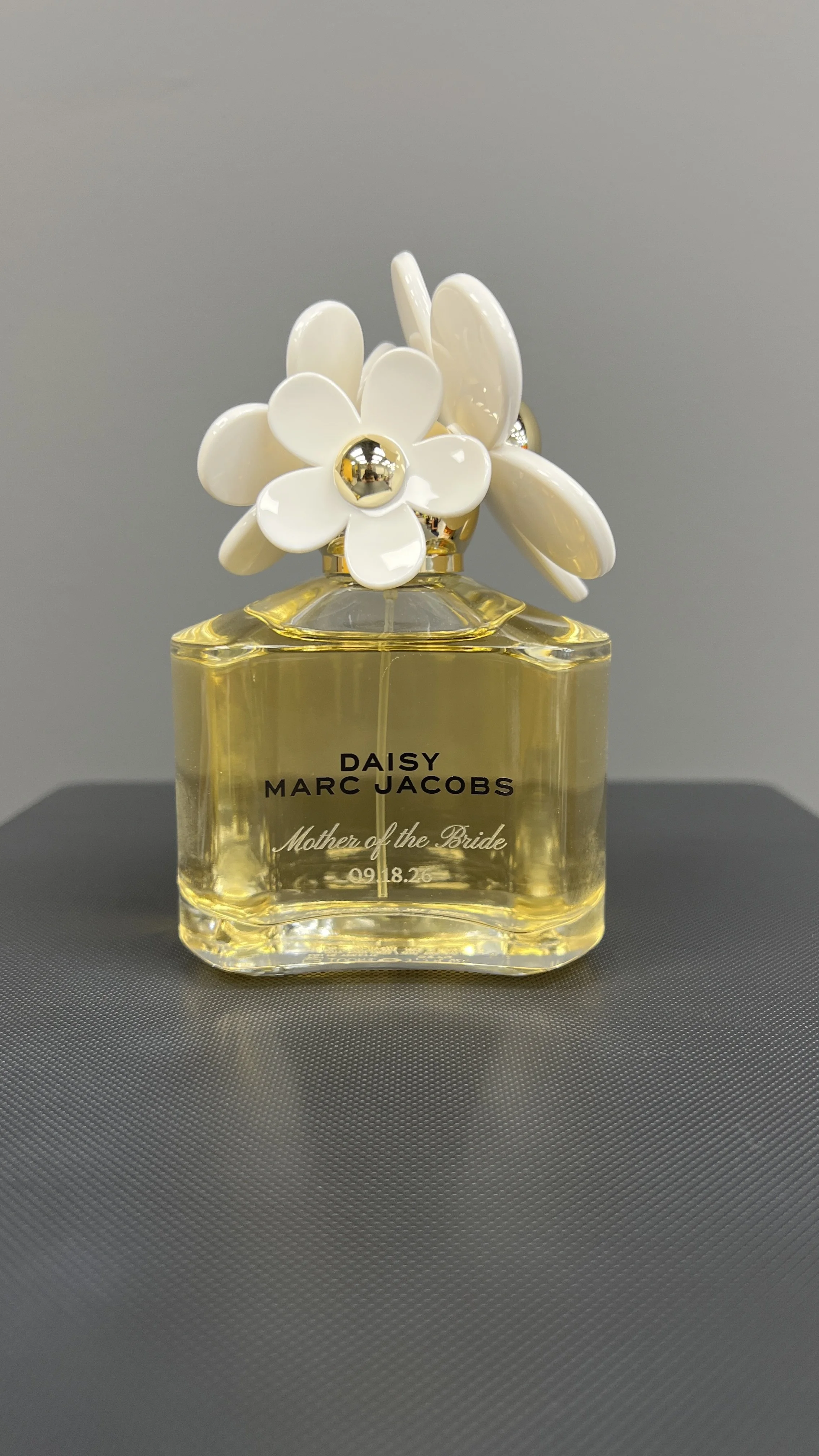 Engraved Daisy Marc Jacobs Bottle