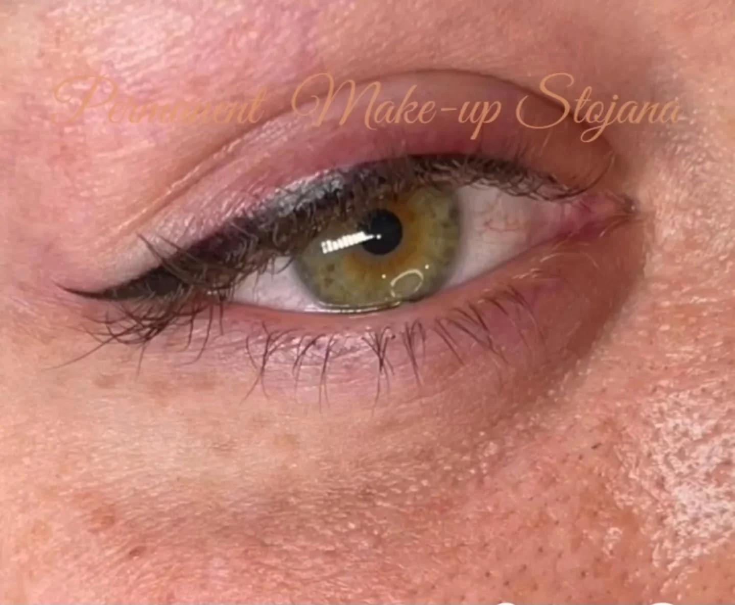 LIDSTRICH  oben 
☎️ + 43 650 3331331 
#lidstrich #lidstrichklagenfurt
#lidstrichk&auml;rnten 
#eyeliner #eyelinerklagenfurt #wimpernkranz #wimpernkranzklagenfurt #lidschatten #lidschattenklagenfurt #permanentmakeup #permanentmakeupklagenfurt 
#perman