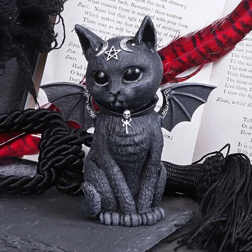 Malpuss-Gothic-Collectables-Winged-Occul-Cat-Figurine-10cm.jpg