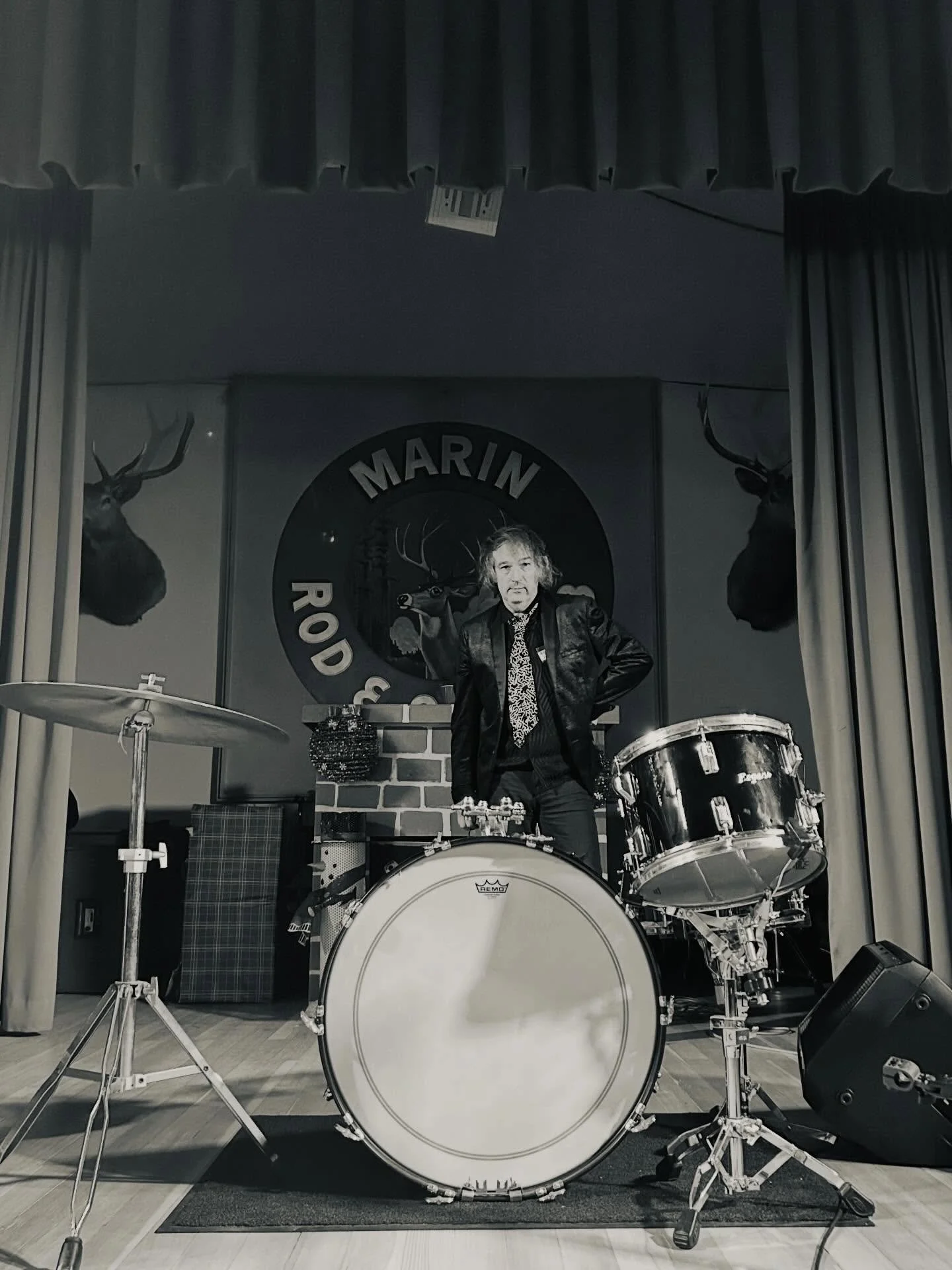 American songwriter, and multi-instrumentalist @kelleystoltz is back this year with his 19th album, &lsquo;If You Don&rsquo;t Know Me&rsquo;, out in May. Don&rsquo;t miss him at The George Tavern on 22nd October. Grab tickets @dicefm