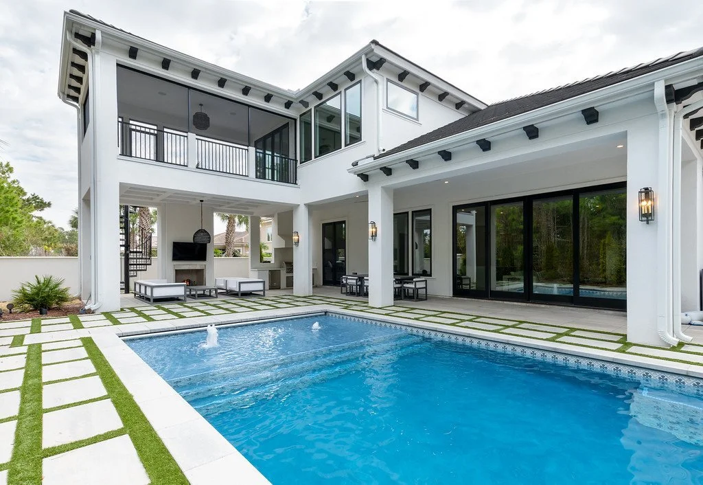 BUILDING A POOL IN YOUR BACKYARD