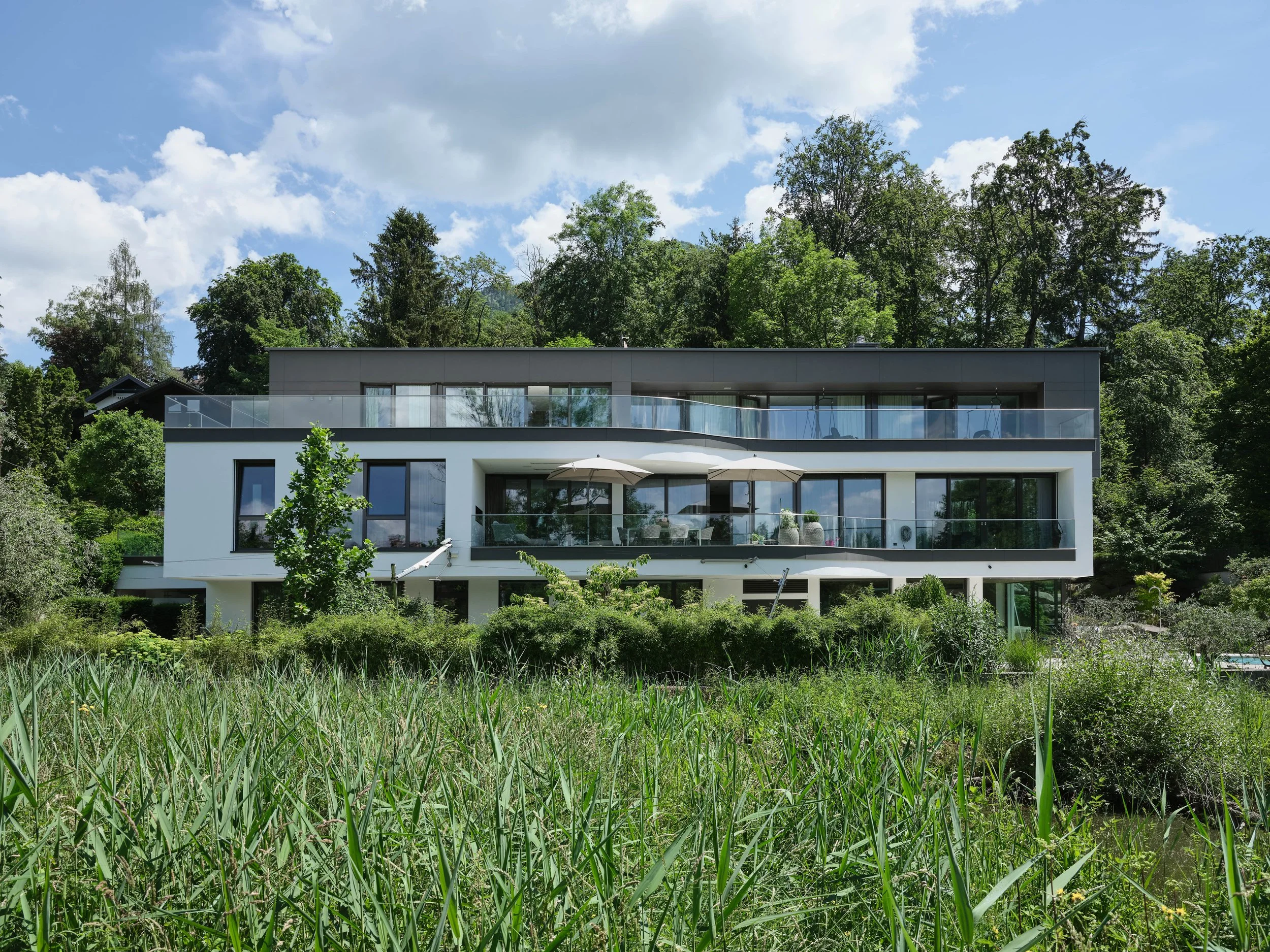 Rückansicht 2-min.jpg