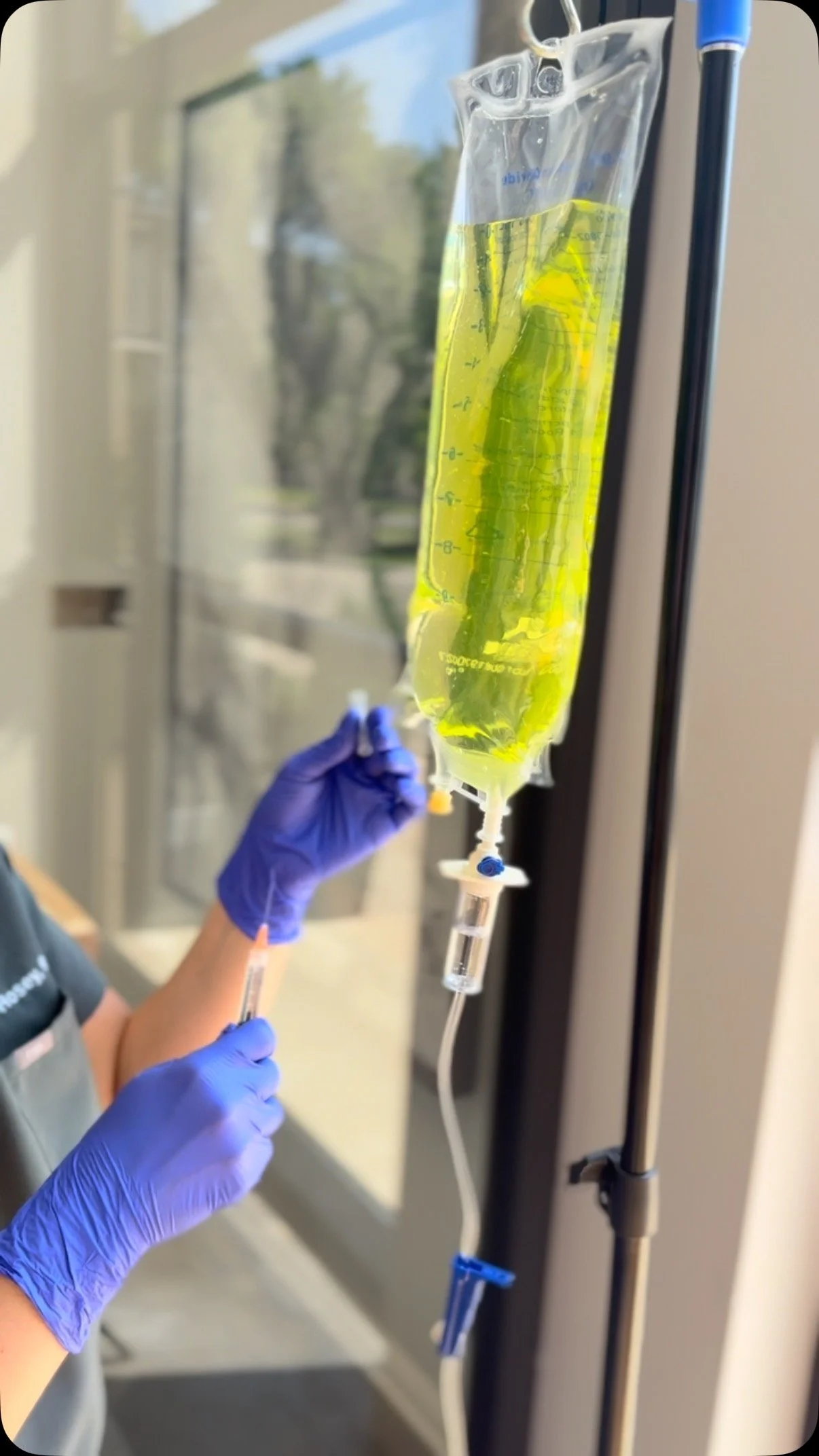 Recharging from the inside out with IV hydration
-Boosted energy
-Glowing skin
-Headache gone
-Instant hydration
-Immune support
#TheWELLMethod #IVhydration #vitaminboost #summer #sweatitout #dripitbackin #cylsaunastudio