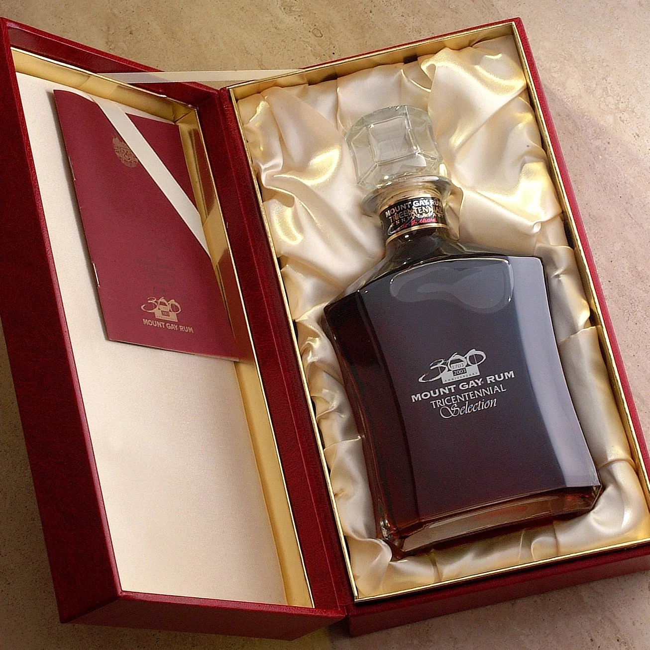 Mt. GAY BOTTLE IN BOX.jpg