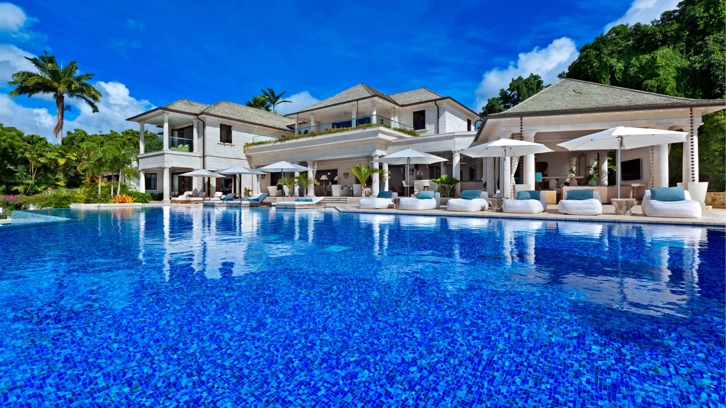 SANZARU VILLA SANDY LANE.jpg