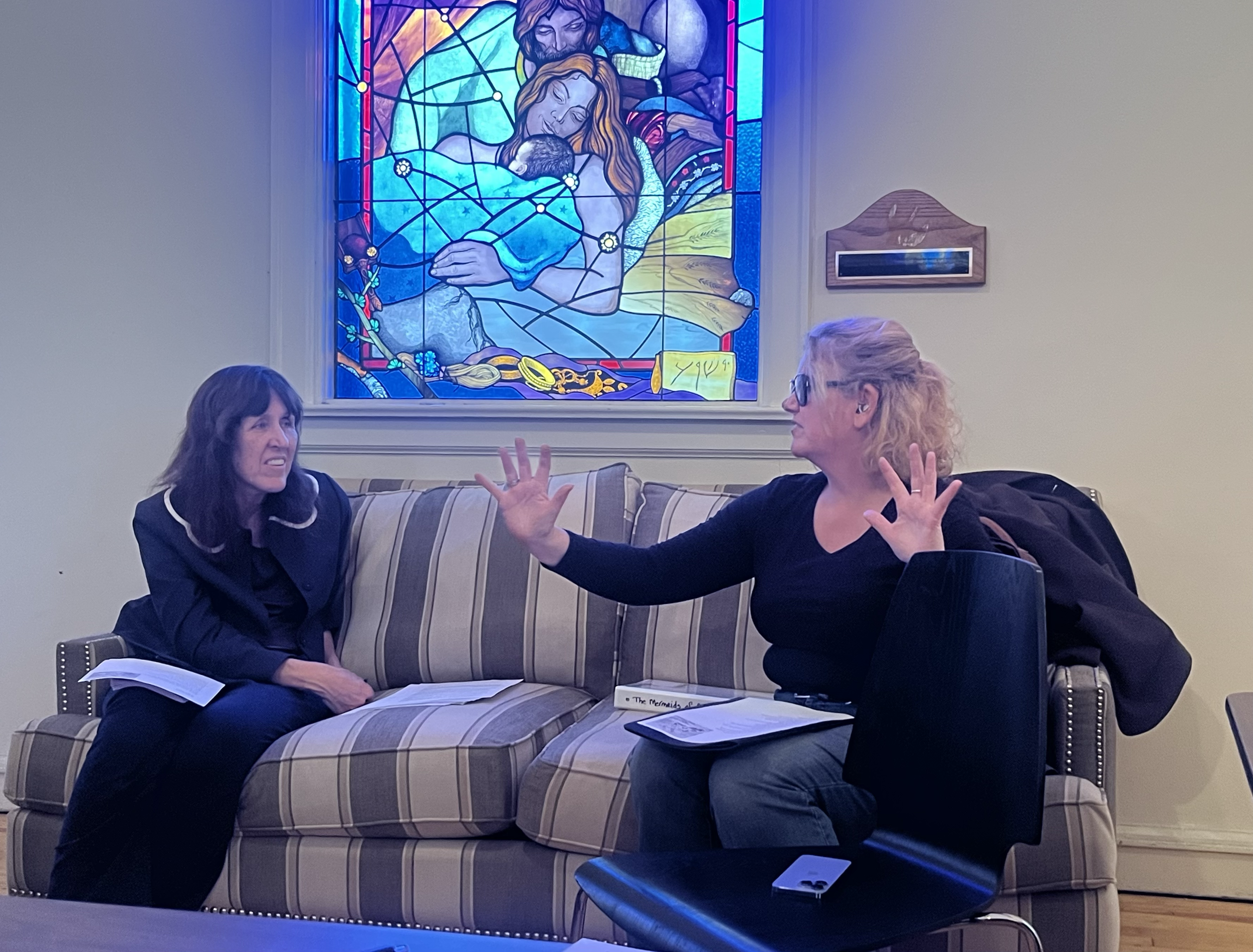 Laura Hope Gill, head of the Narrative Healthcare program at Lenoir-Rhyne University hosted a free narrative medicine workshop at The Hub. 
