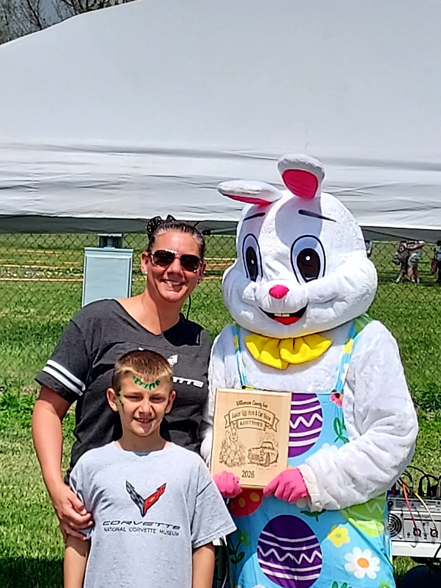 Terra and Duke accepted their award.