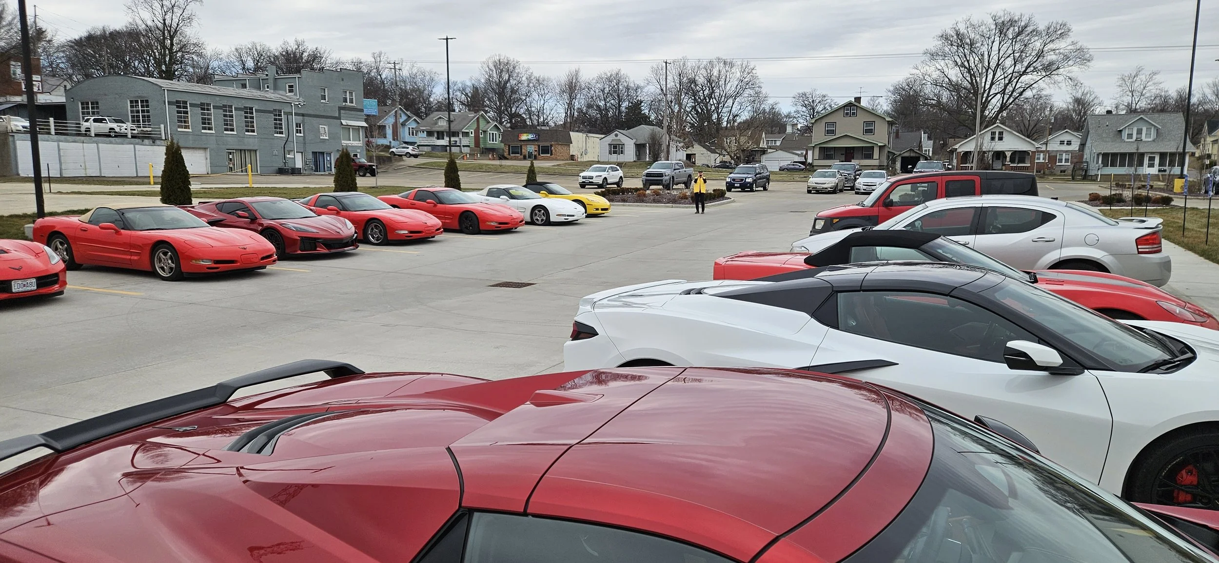 Nineteen members attended.