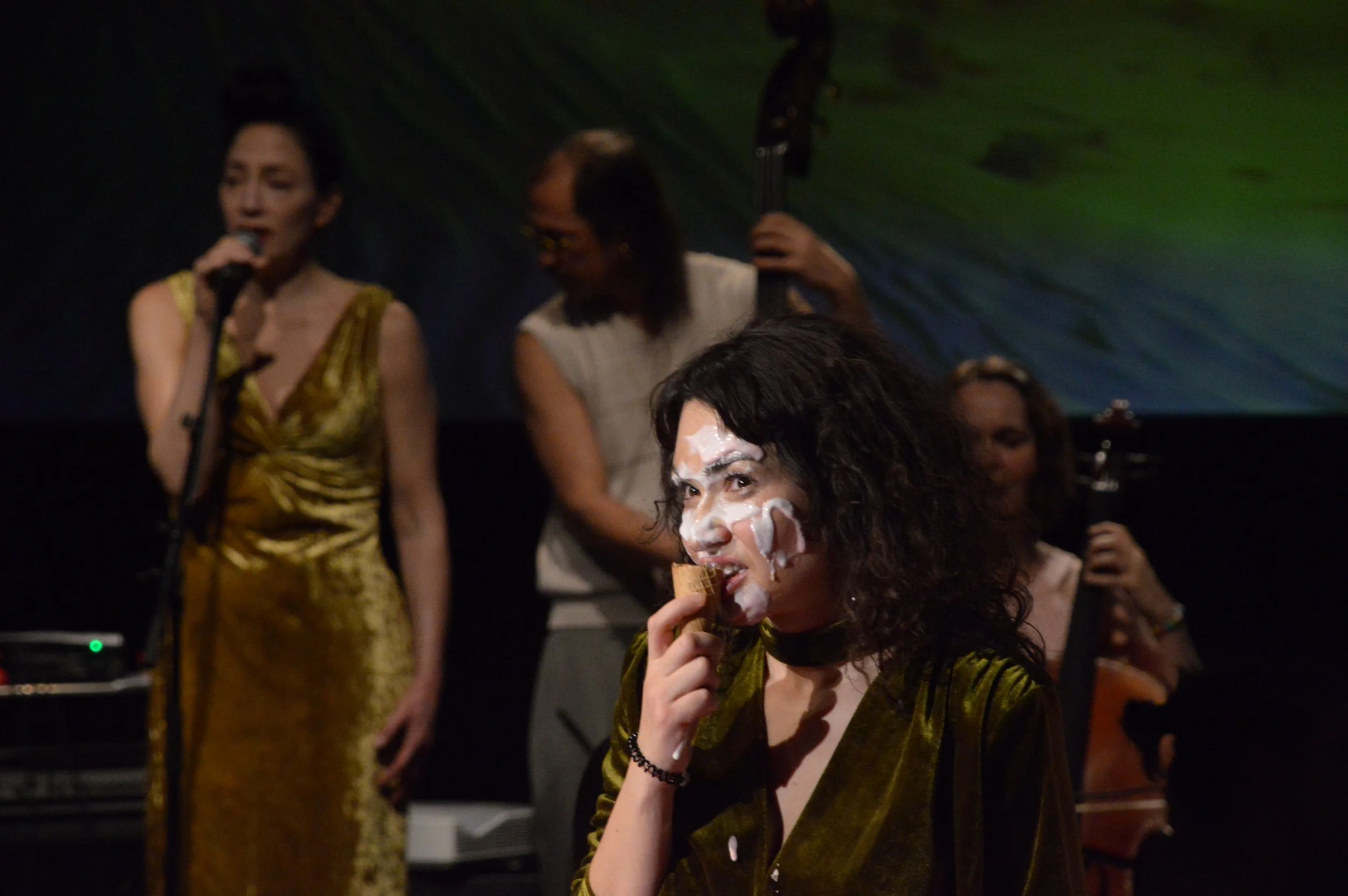 Alles Normal. Uraufführung (c) Gerhard Breitwieser (16).JPG