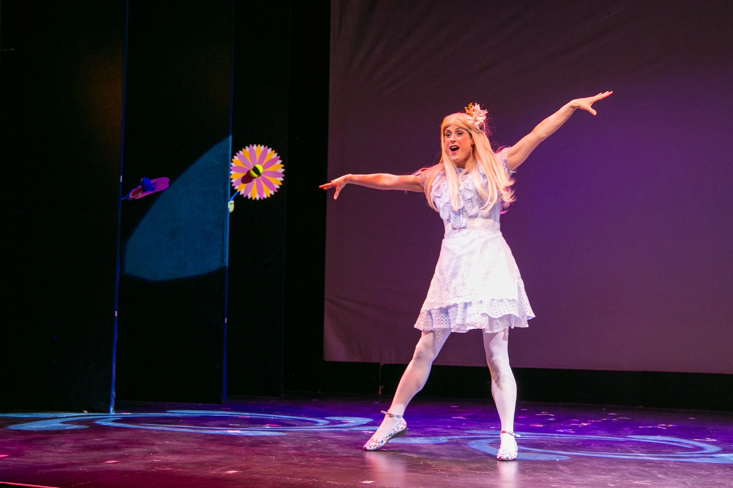 Alice-5.jpg