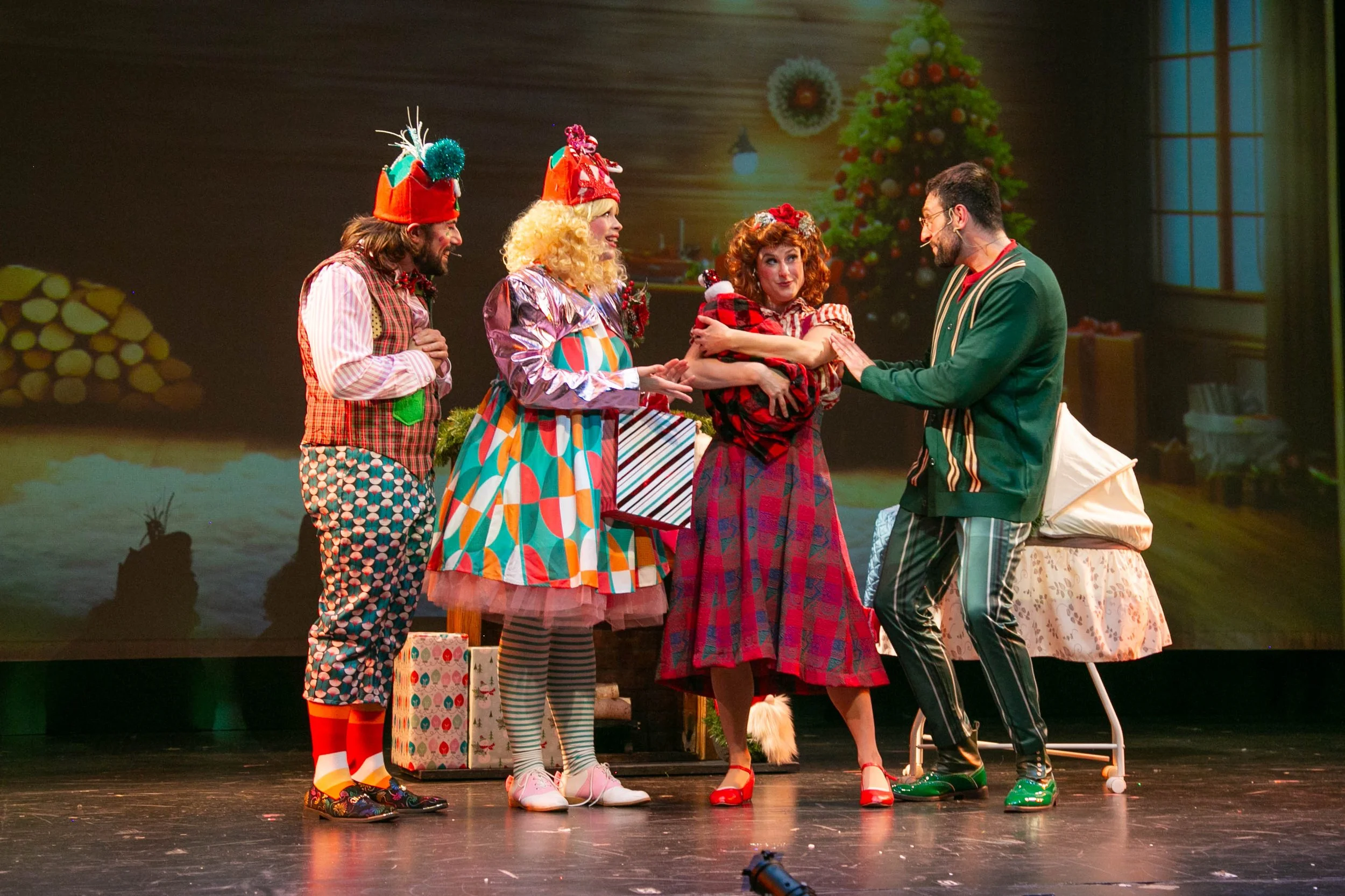 SantaStory2 (91 of 97).jpg