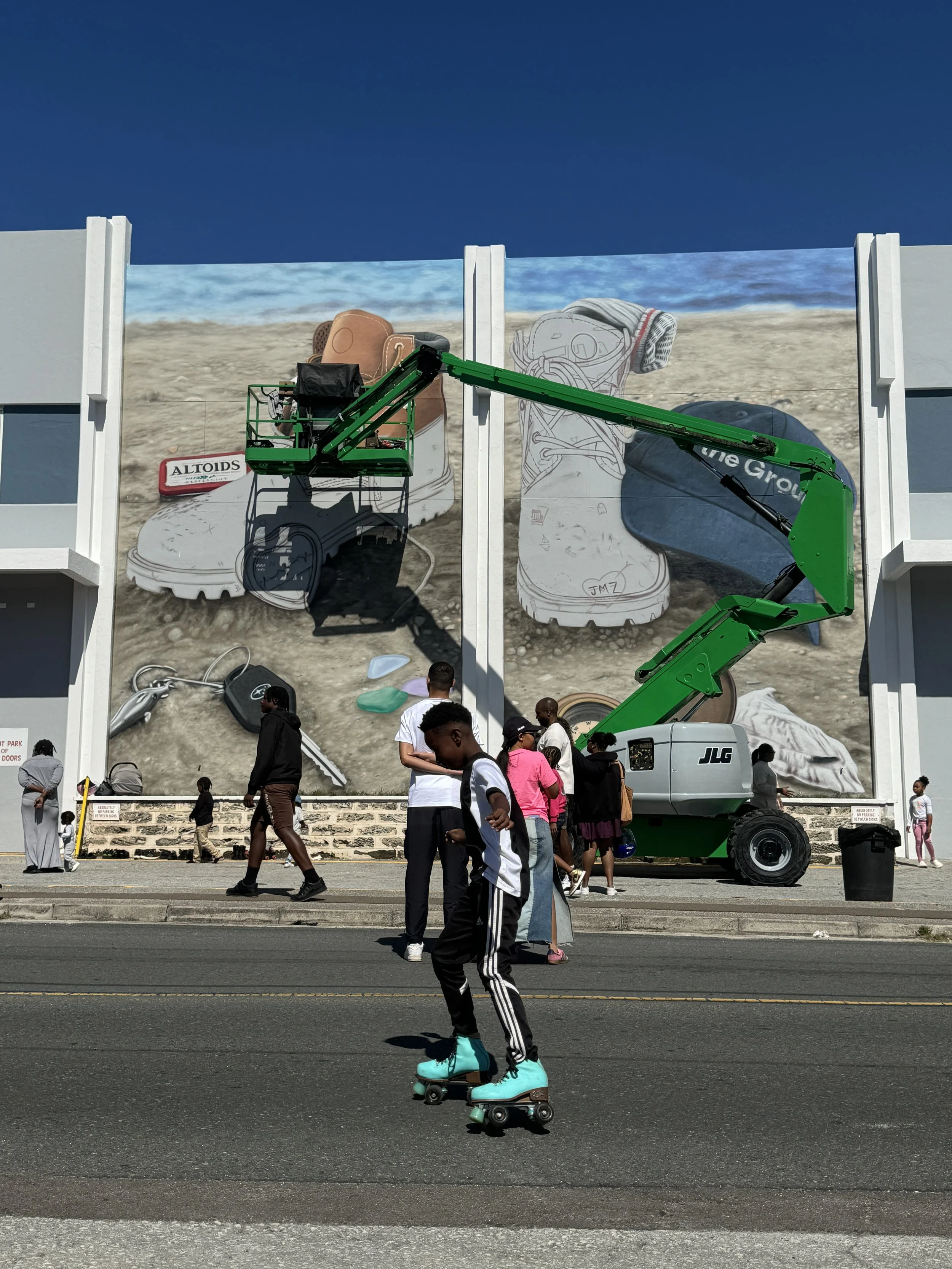 Mural by BK Foxx during Bermuda Walls 2024.