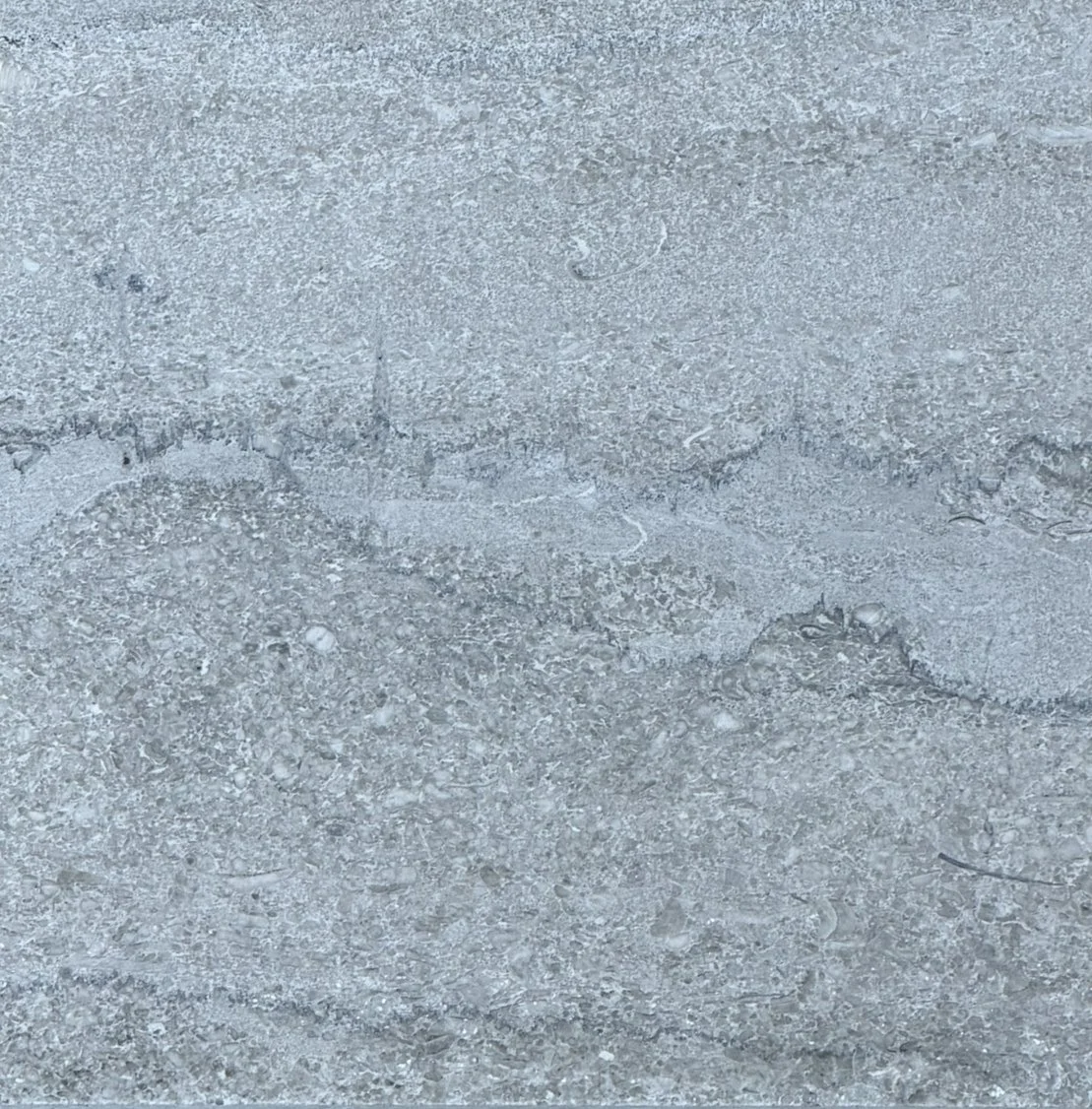 Aria Vein Cut Honed