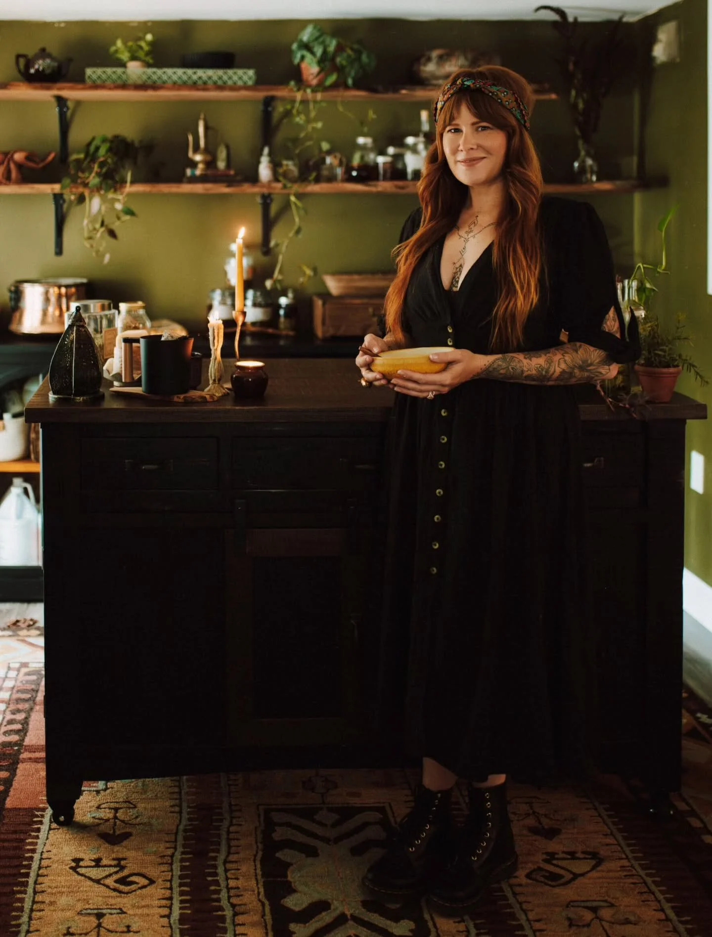 I'm elated to share Kinroot Herb School is now open for enrollment! 🌿✨️

Previously known as Hearthcraft herb school, I have lovingly taken apart the program and reassembled her into Kinroot's own educational program. I've learned so much while teac