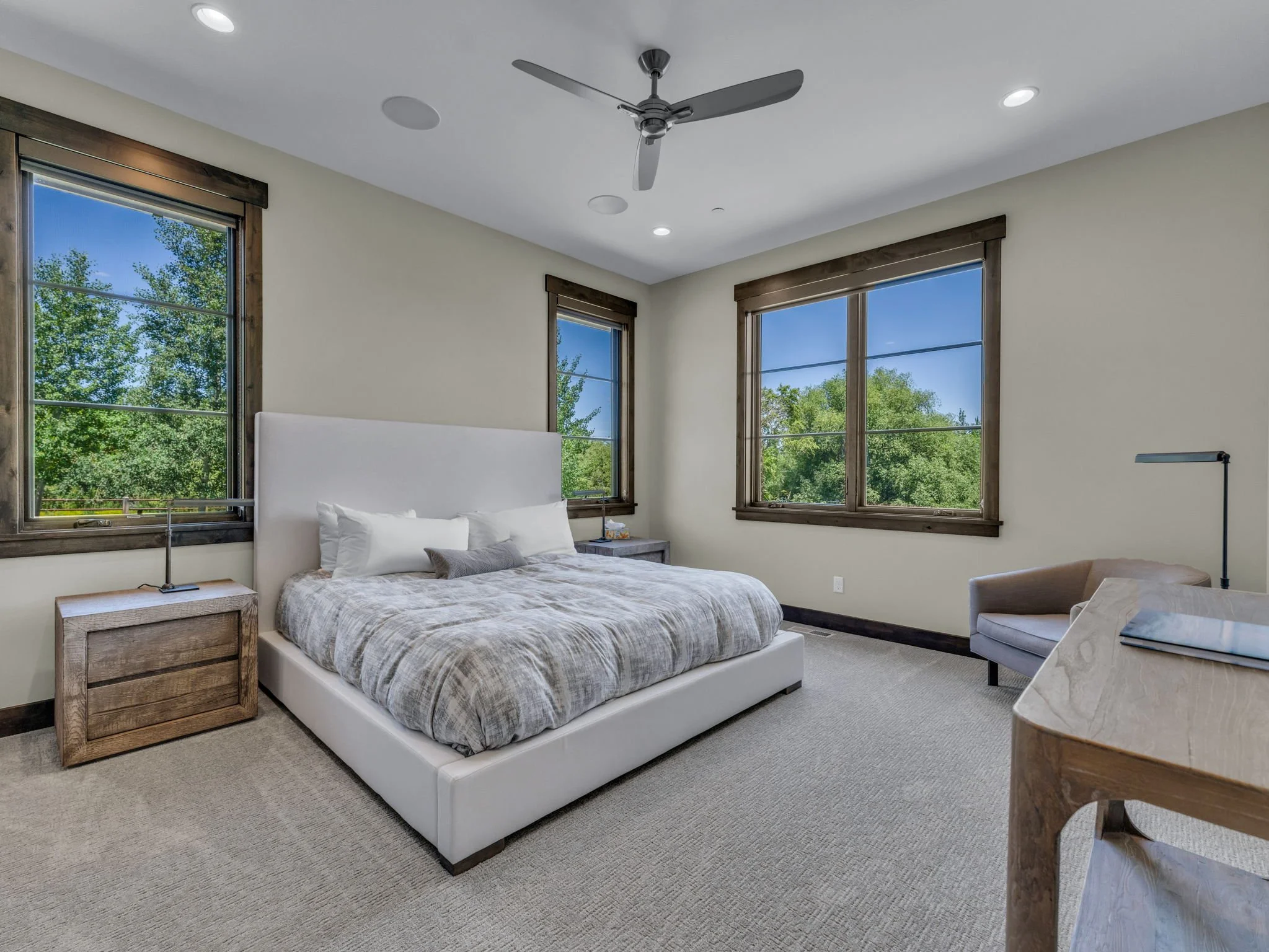 27-web-or-mls-1575-w-old-ranch-rd.jpg