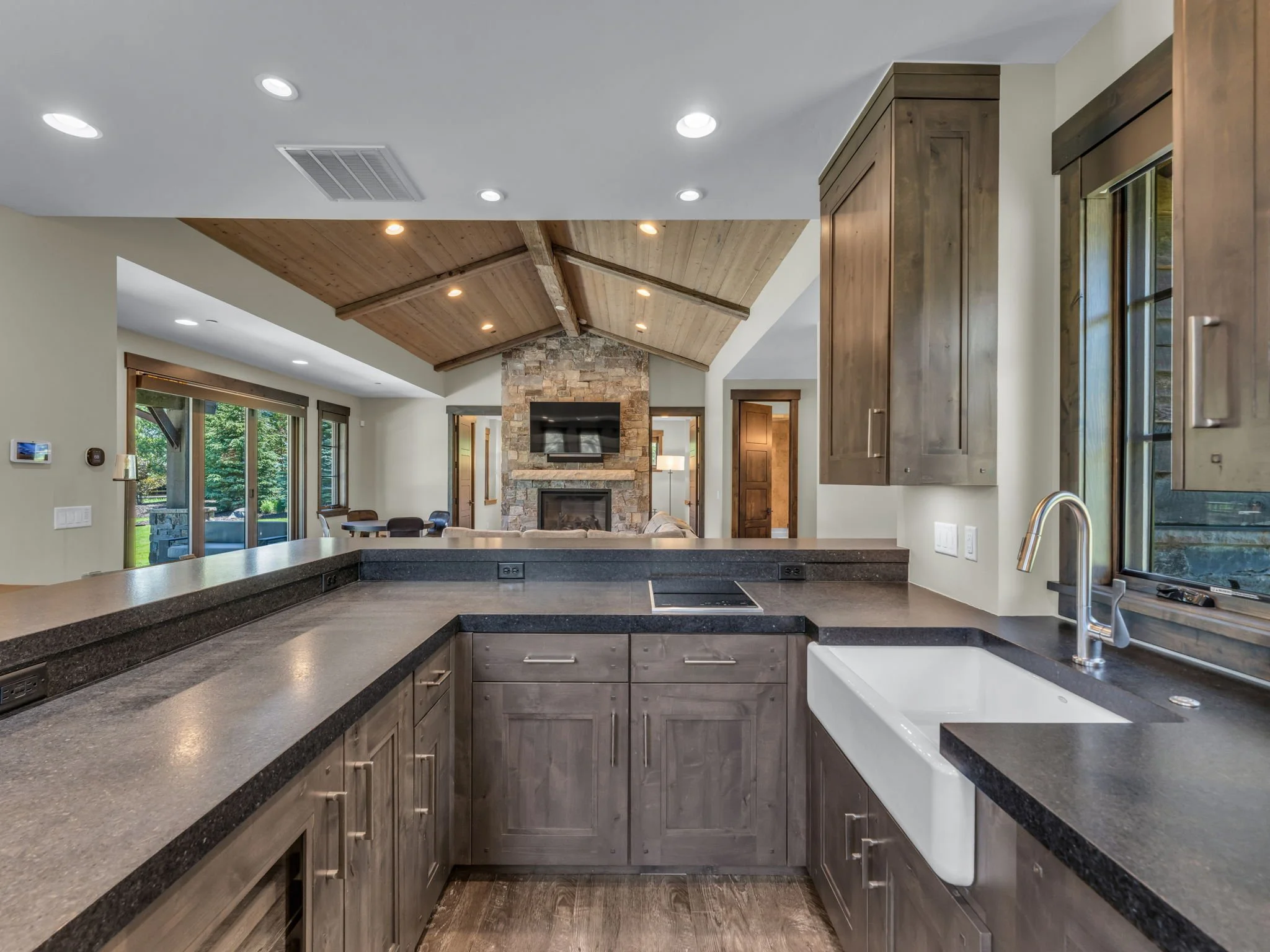 38-web-or-mls-1575-w-old-ranch-rd.jpg
