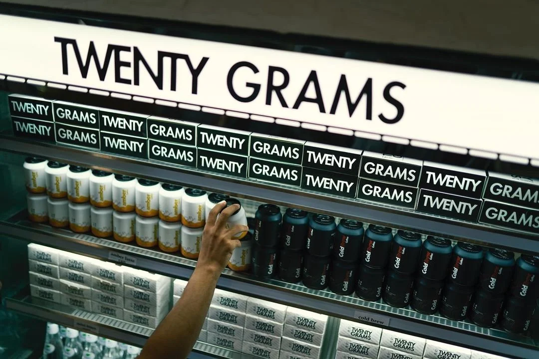 Twenty Grams café restaurant branding