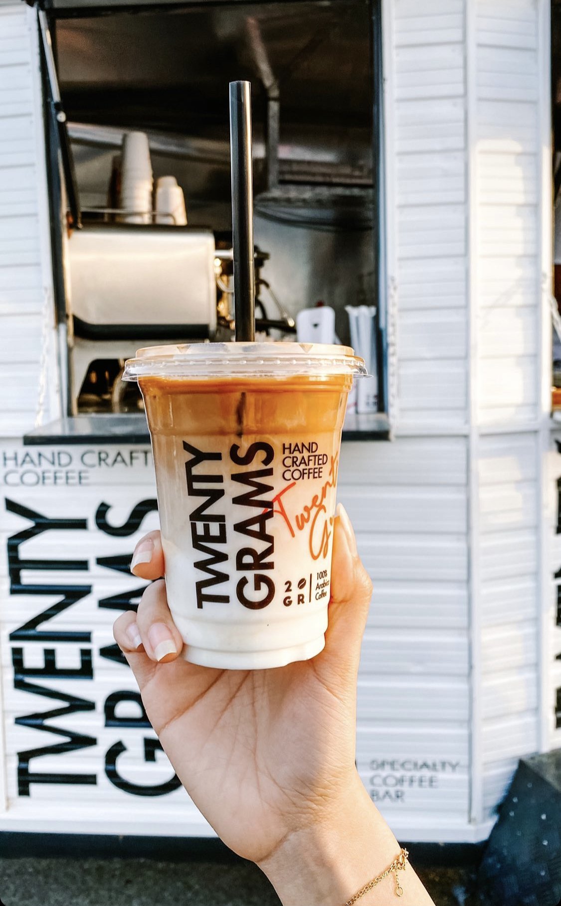 20gramscafe-branding-theyeahstudio-18.jpeg
