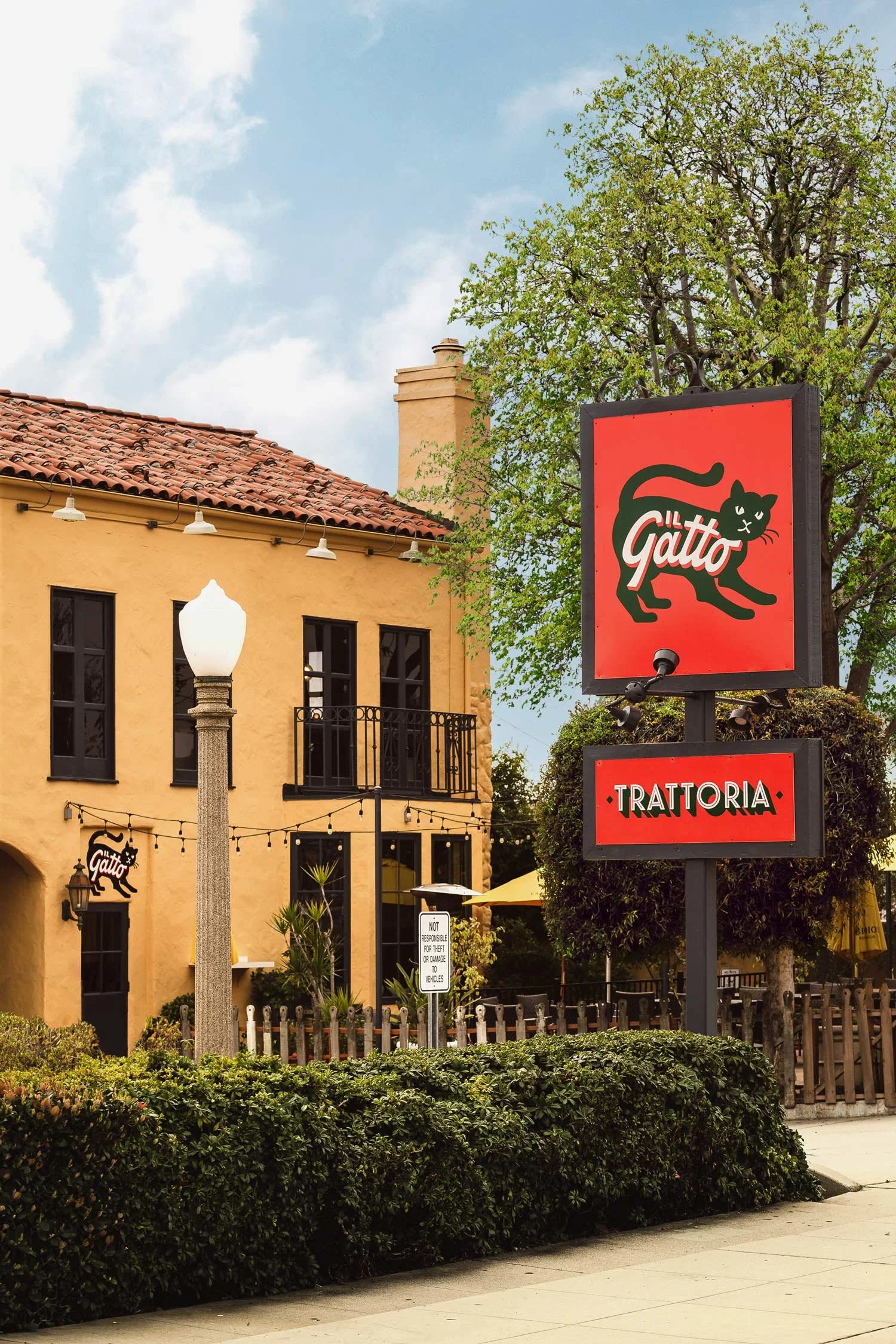 il-gatto-restaurant-branding-hoodzpah-grazemedia-09.jpg