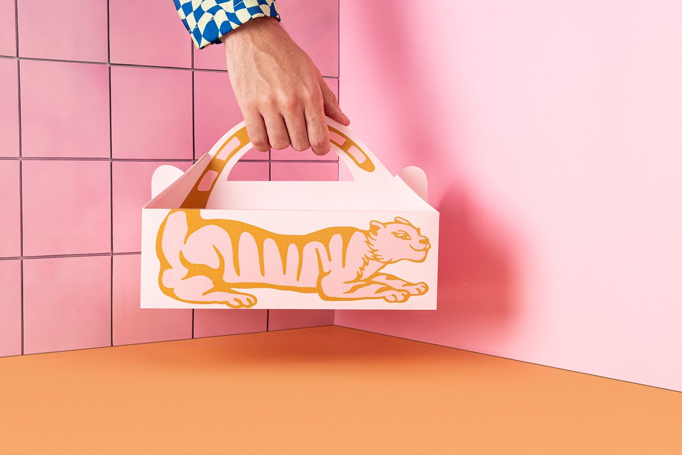 pink-tiger-restaurant-branding-estudioalbino-grazemedia-29.jpg
