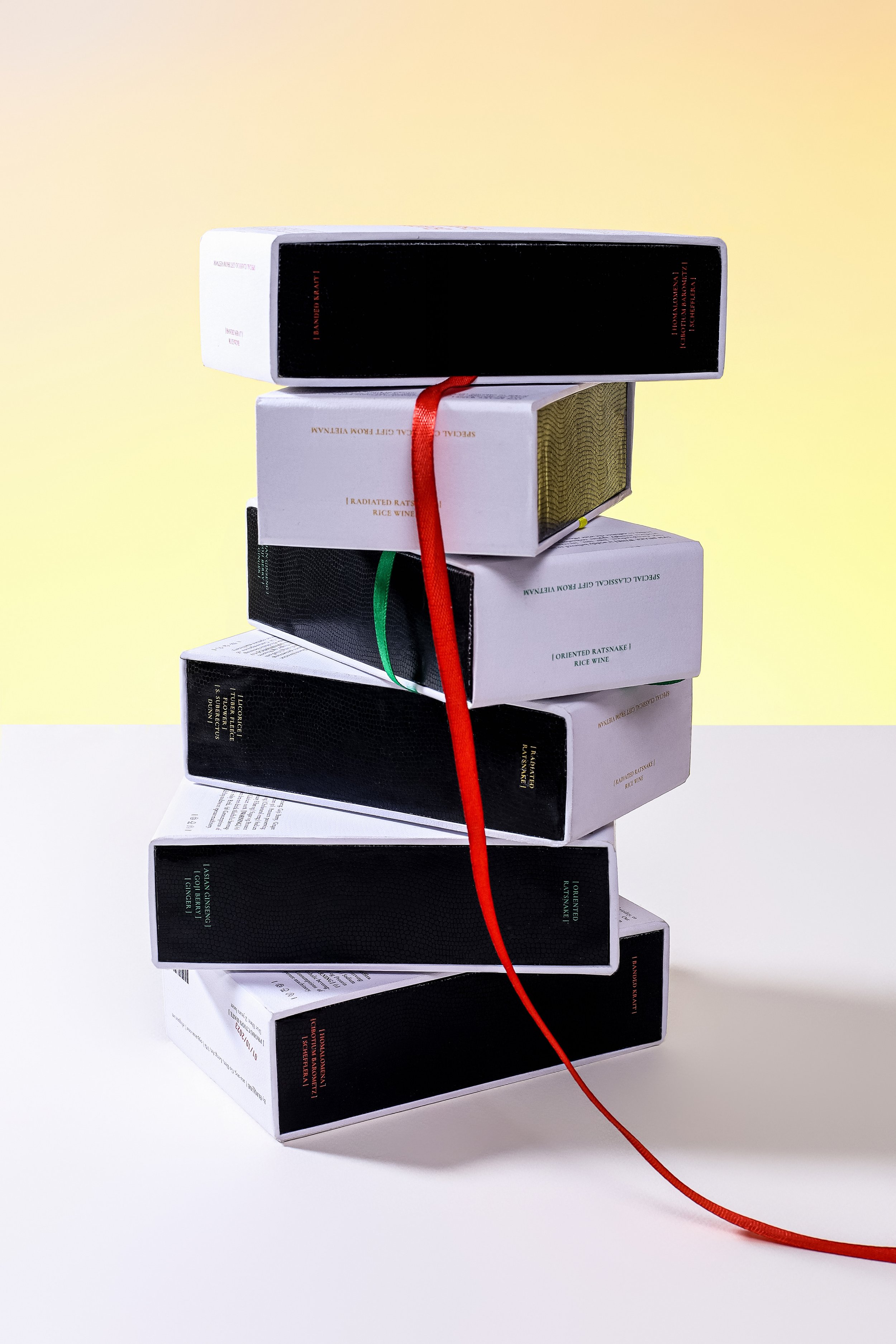 eliquor-snake-wine-branding-packaging-alexdang-grazemedia-12.jpg