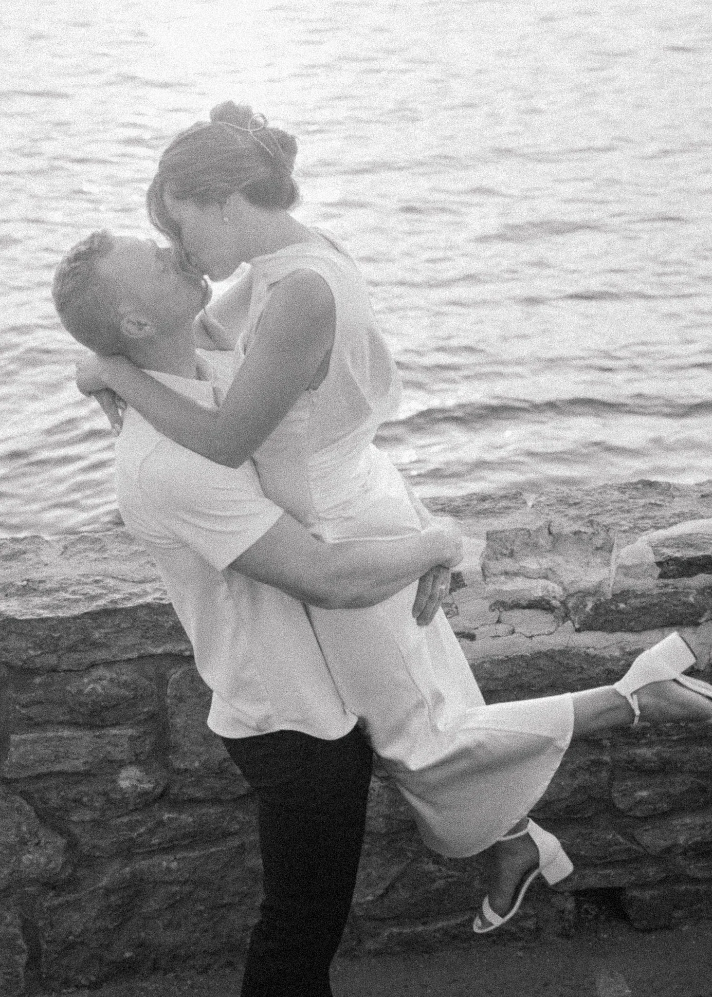 MayfairStudio_Newport_Engagement_Session-9.jpg