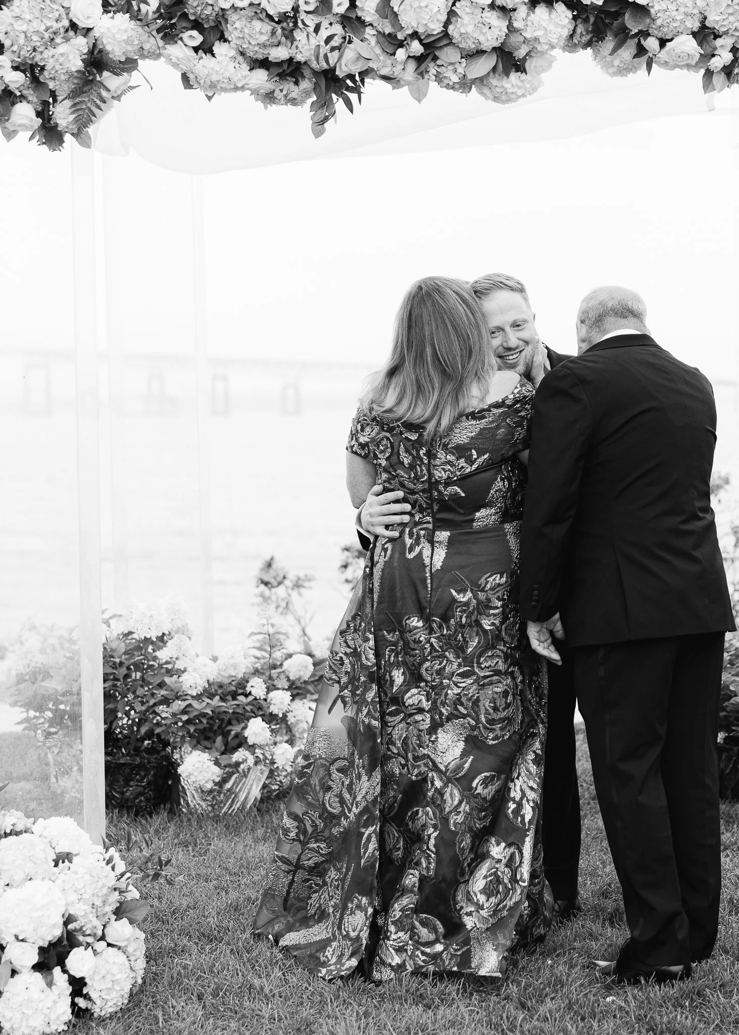 webMayfairStudio_Newport_Harbor_Island_Wedding_Gulack-56.jpg