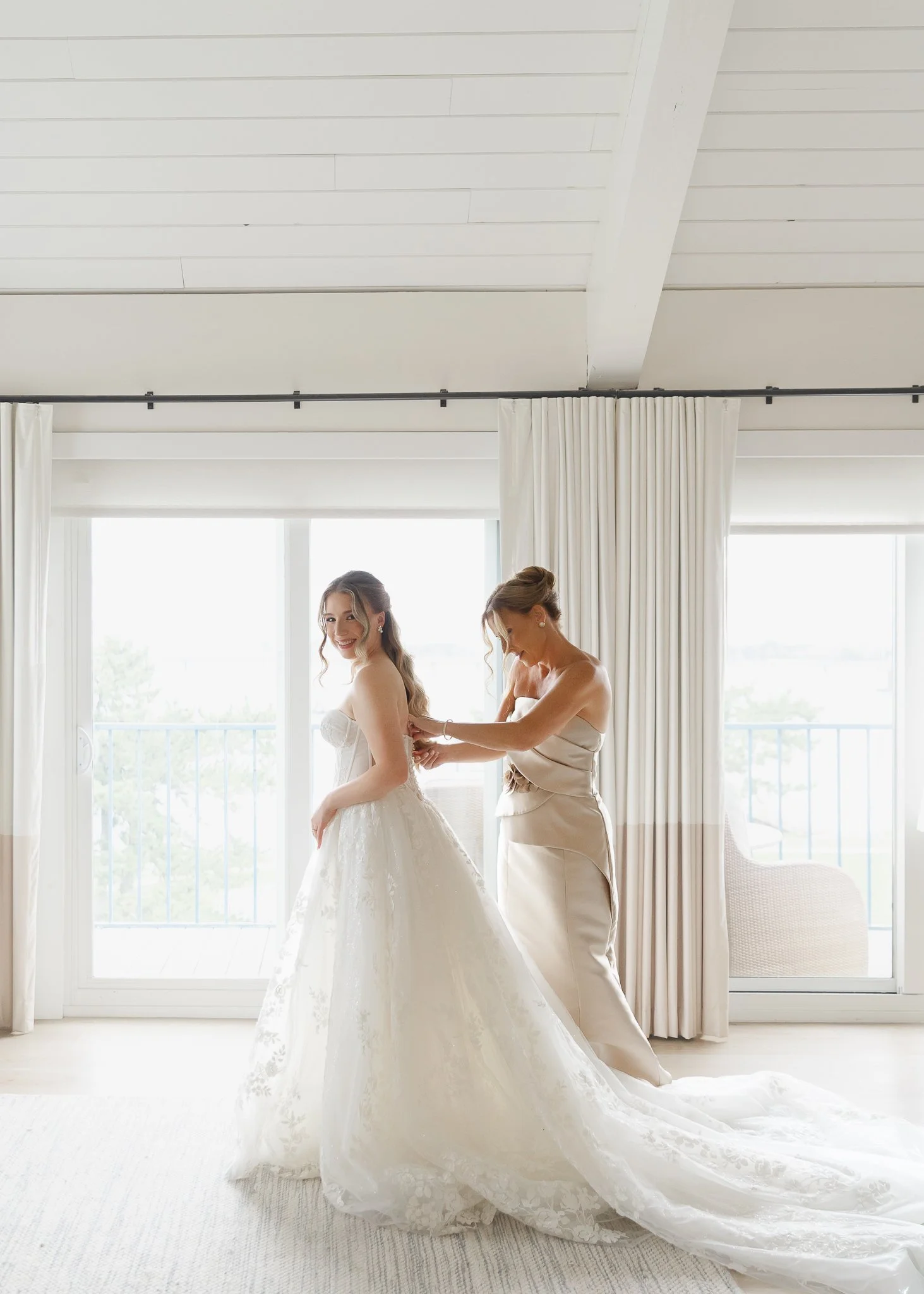 webMayfairStudio_Newport_Harbor_Island_Wedding_Gulack-8.jpg