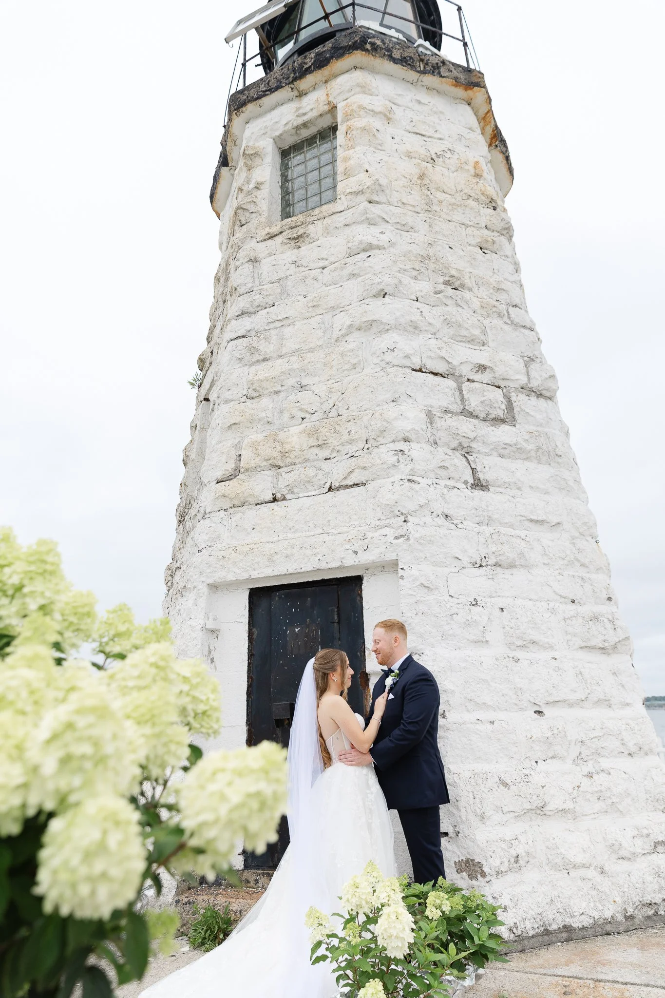 webMayfairStudio_Newport_Harbor_Island_Wedding_Gulack-28.jpg