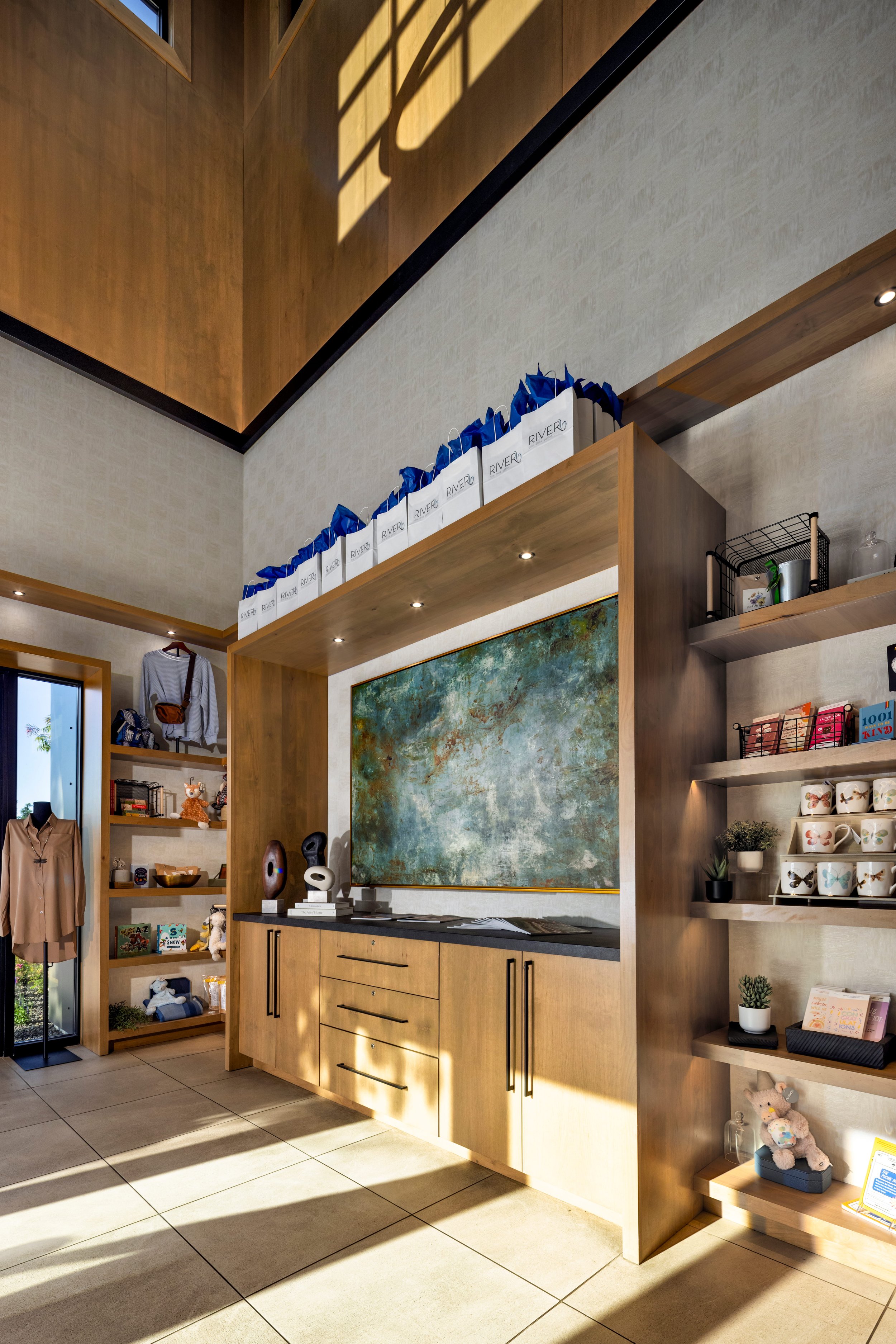 22_Trilogy Valor_Clubhouse.jpg