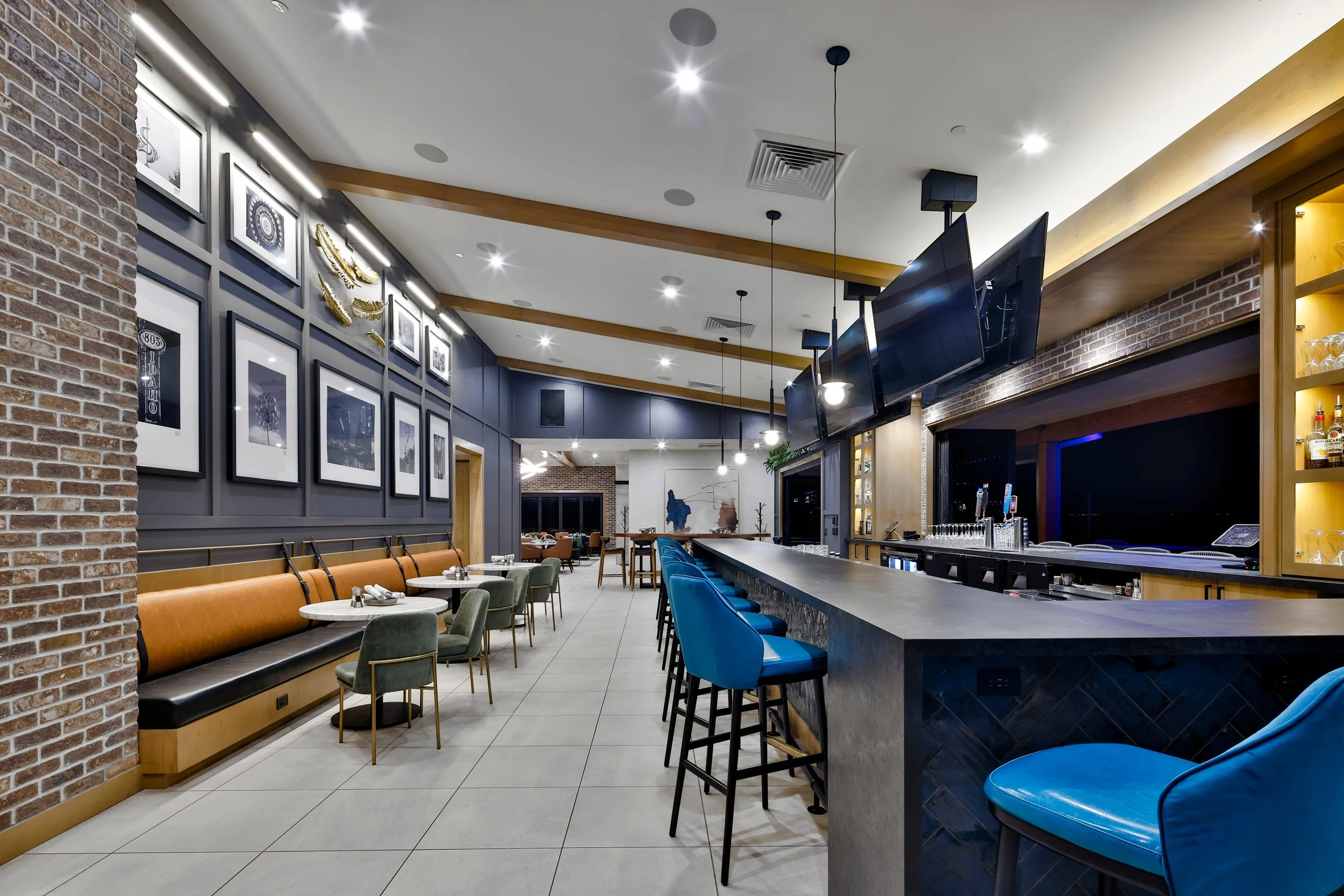 16_Trilogy Valor_Clubhouse.jpg