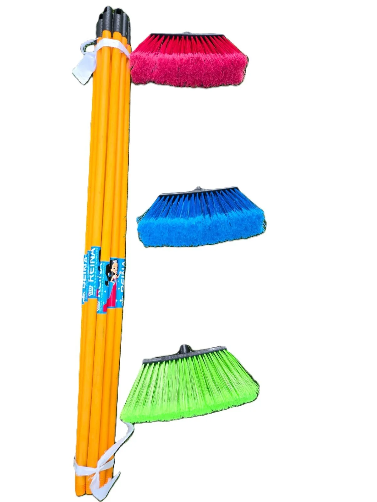 Escobas super reinas