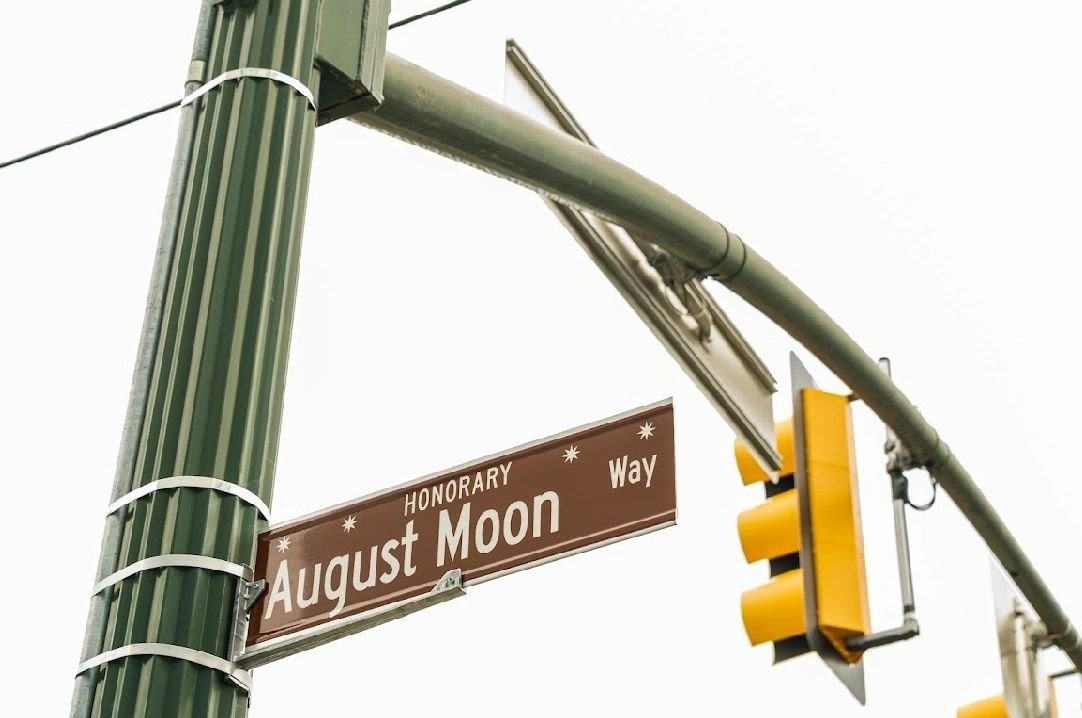 August-Moon-Way-Photos-By-Metta-Bastet-Regina-Boone-and-Friends_07.jpeg