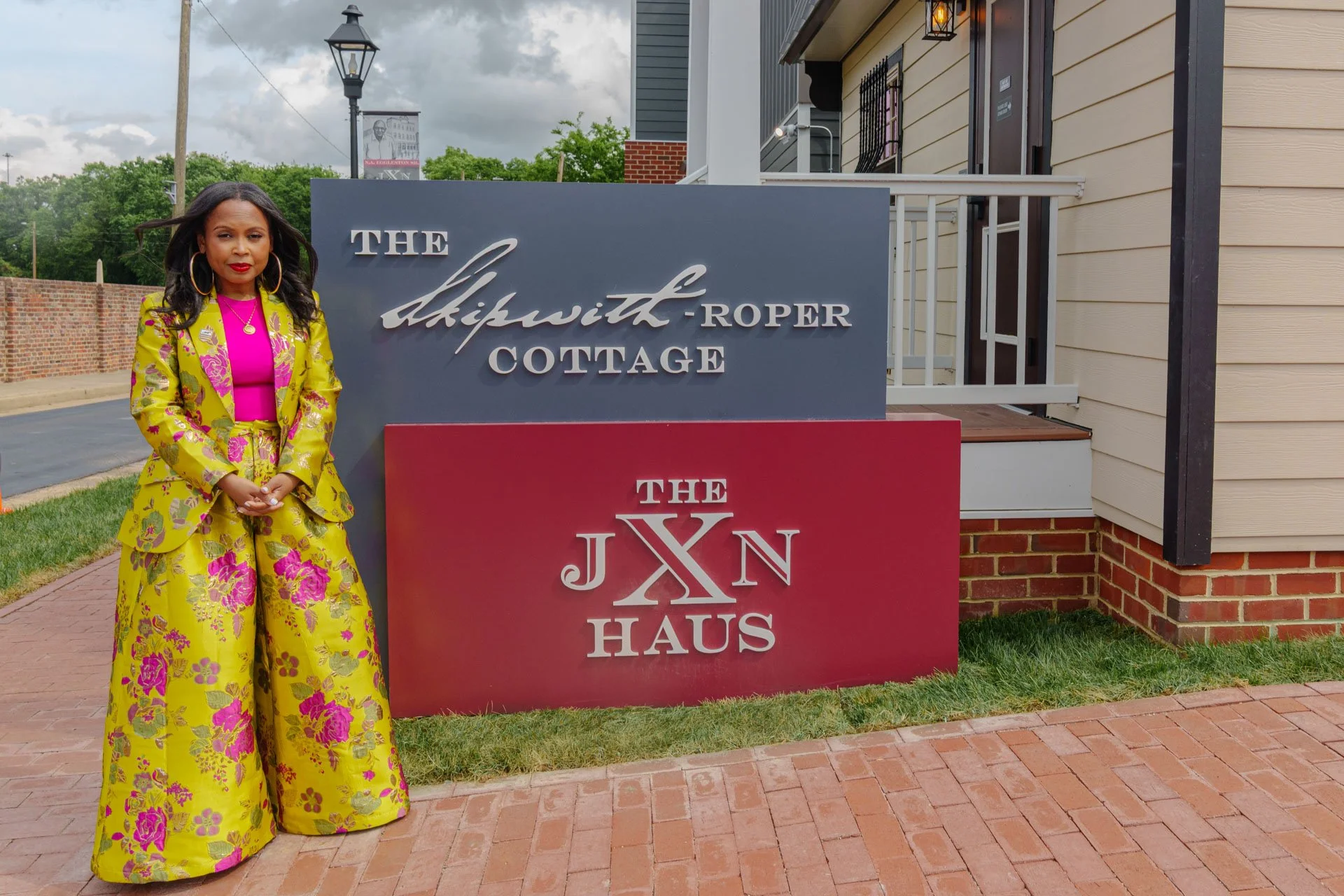 11-The Skipwith-Roper Homecoming-The-JXN-Haus-Grand-Opening-by Metta Bastet_137.jpeg