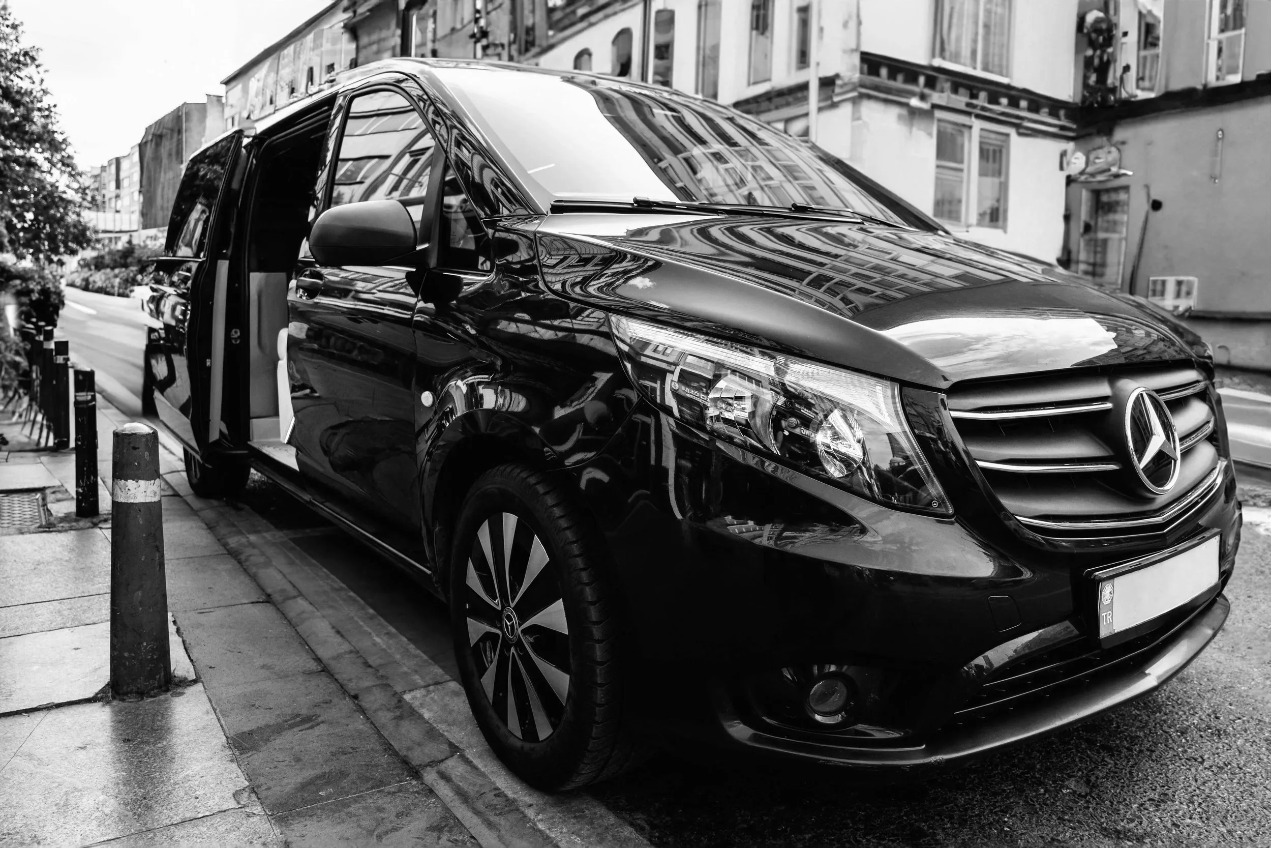 destination Paris portrait experience