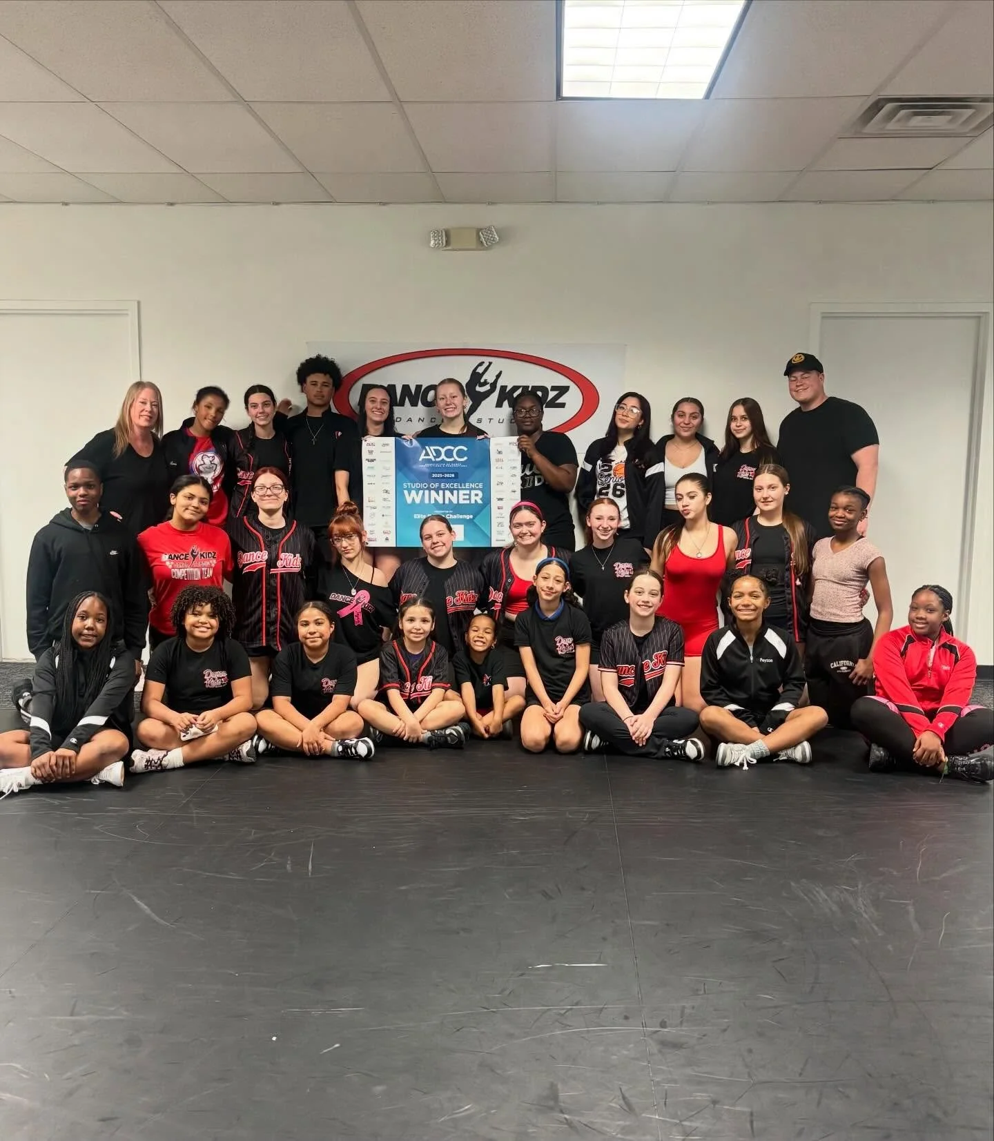 ✨🏆STUDIO OF EXCELLENCE AWARD WINNERS🏆✨

Shoutout to all of our dancers, parents and staff! We couldn&rsquo;t do it without you! 

Dance Competition: @elitedancechallenge_us