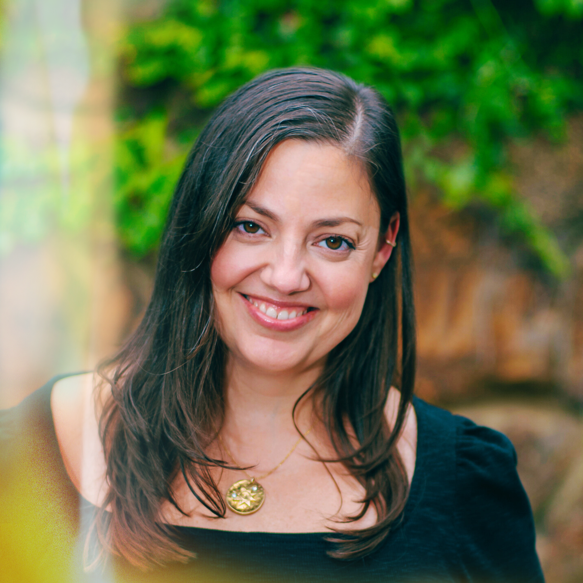 Photo of Stephanie founder of Spiritual Alchemist Inc