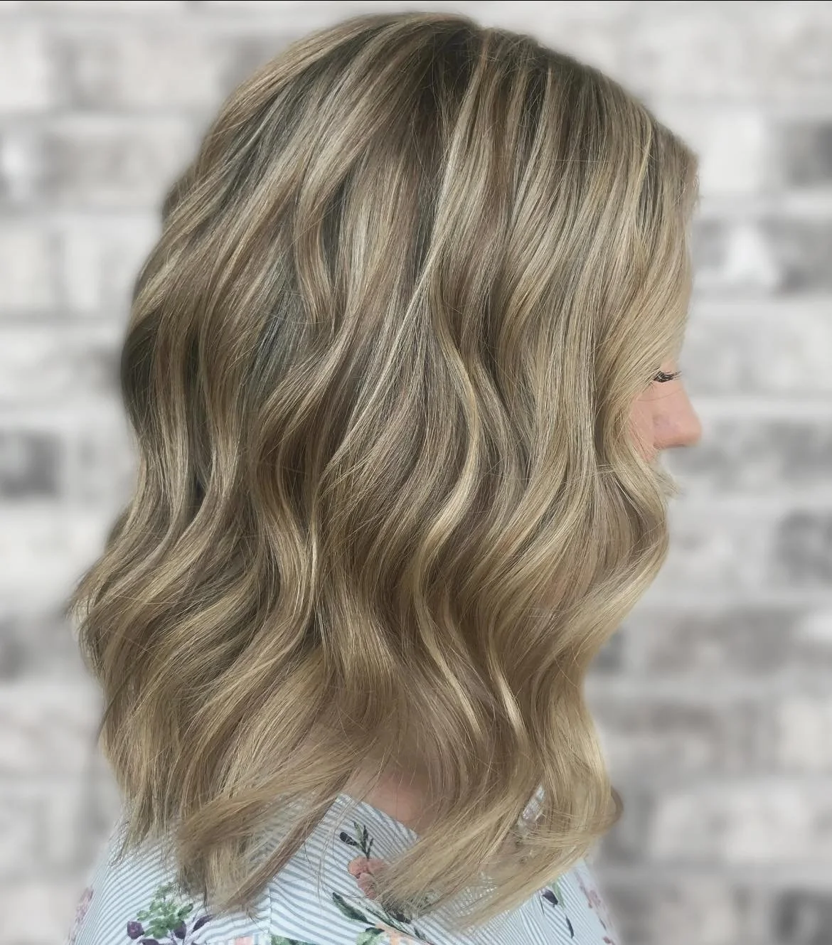 sandy blonde hair.jpg