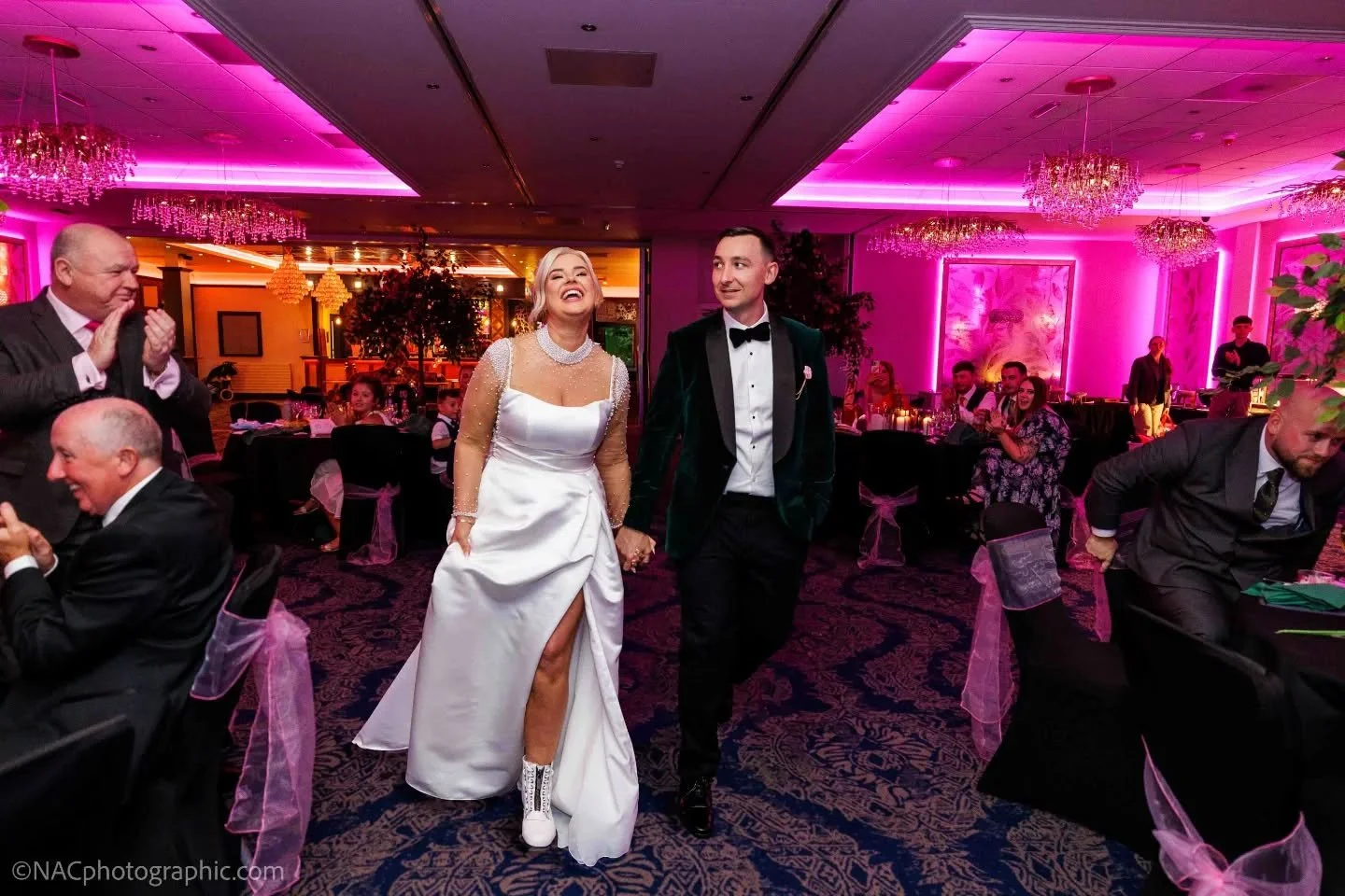 Big congratulations to Jordan and Mike on their recent wedding day celebrations at the lovely @thorntonhall 😍 🍾🎉
Thank you to the following vendors who helped make the day perfect: @paintedbyleah_makeup @cherishthebride_ @theeventedituk @violinaro