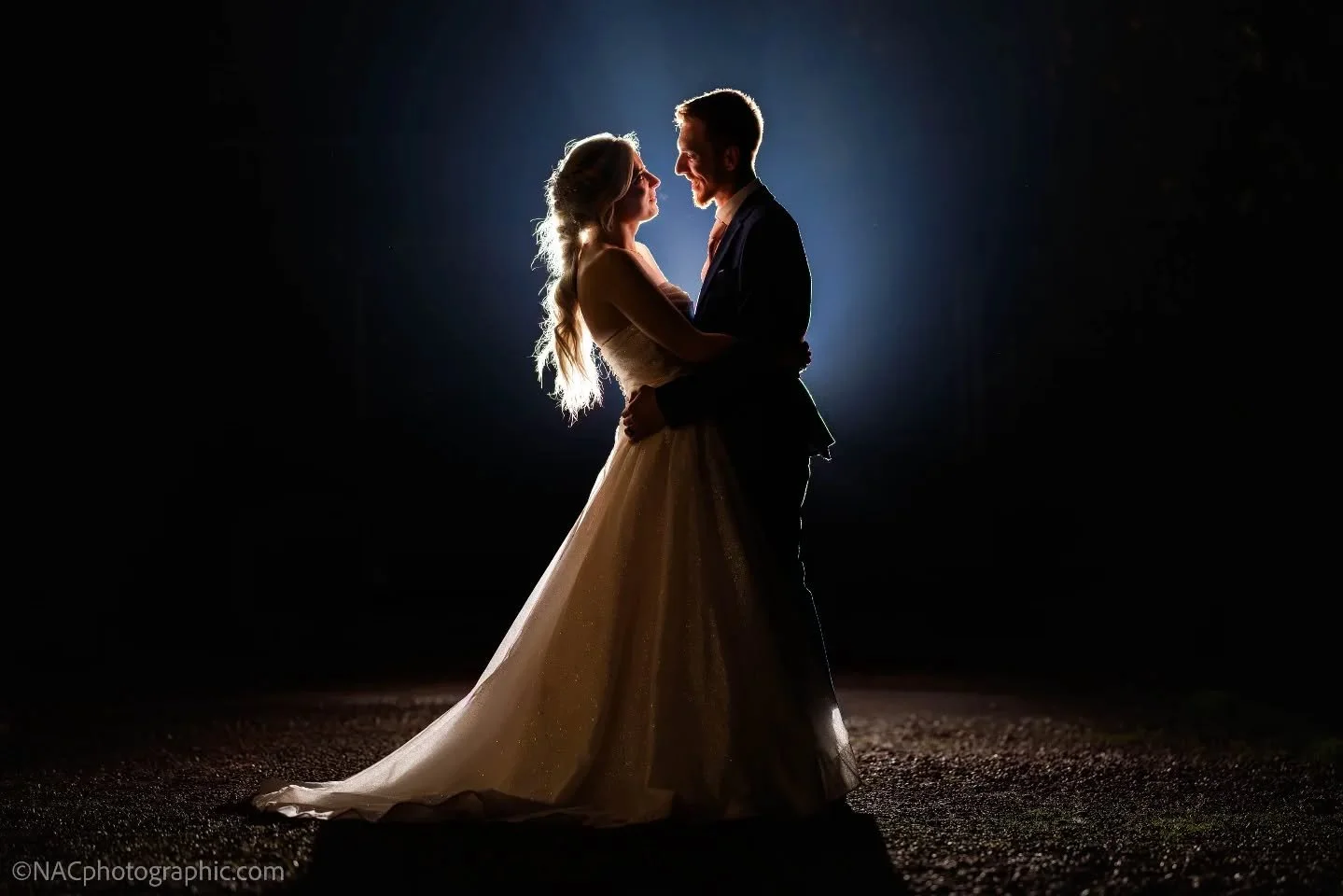 Sohb & Mikey 💍
Huge congratulations to you both! What a fantastic day celebrating at @keele_hall — such a beautiful backdrop for a truly joyful wedding.
It’s always special when couples include their dog, but having three golden ret