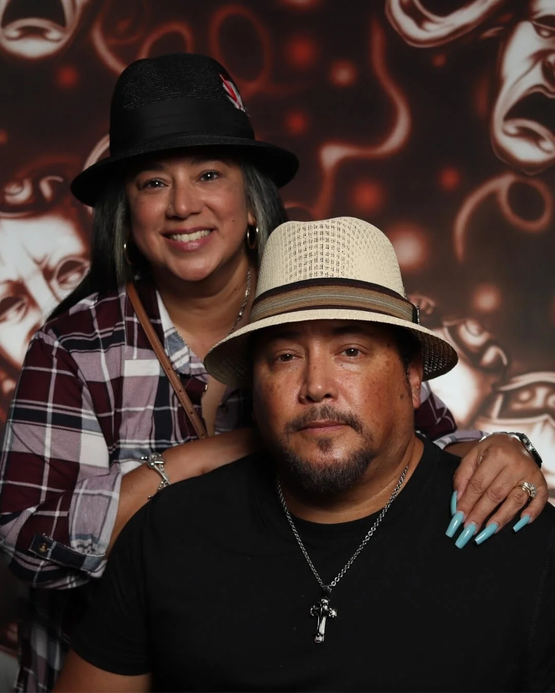 chicano-photobooth-fedora-couple.jpeg