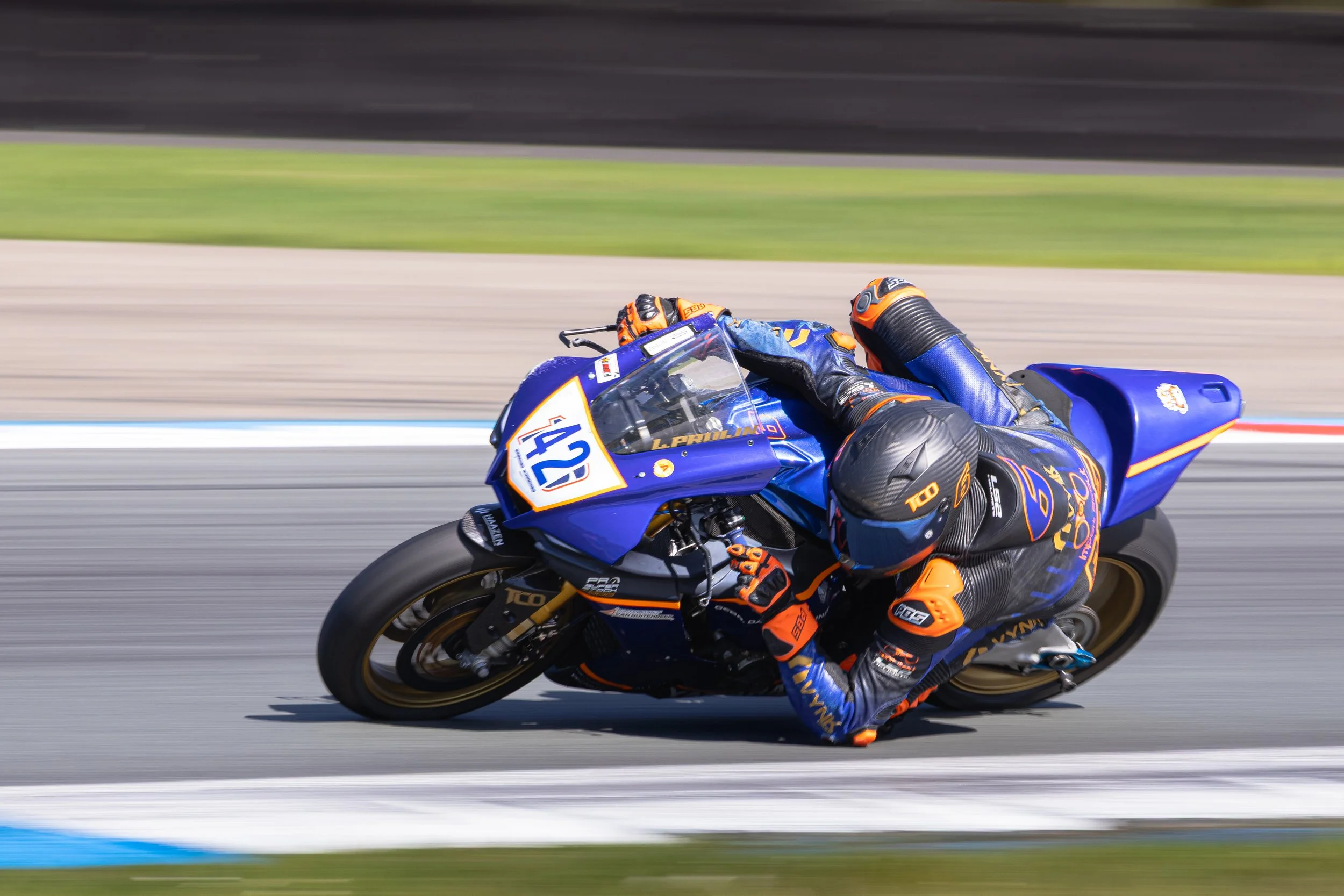 Track days at Circuit Assen with motor rider