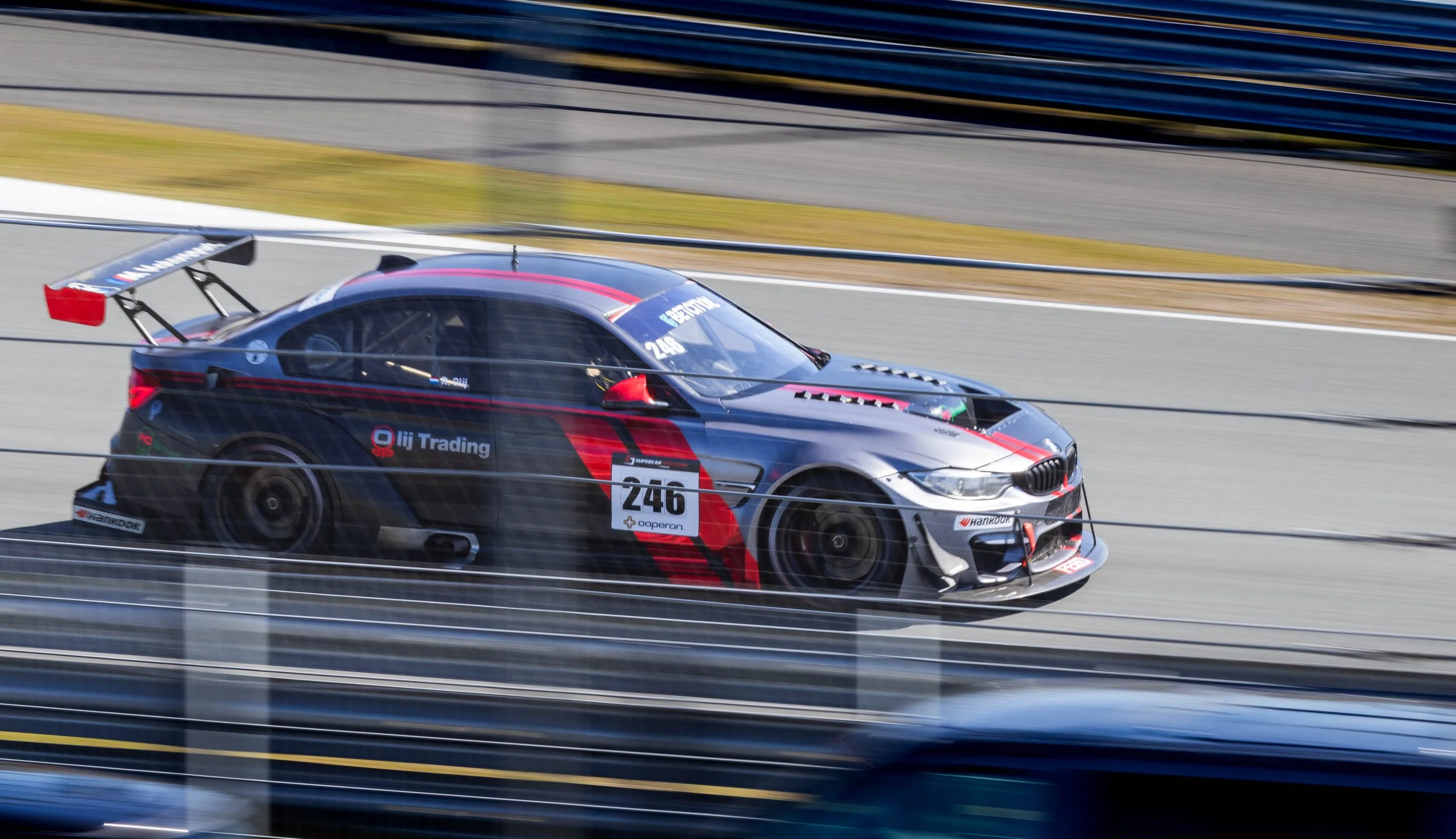 Car number 246 at Circuit Zandvoort at the Gt endurance day