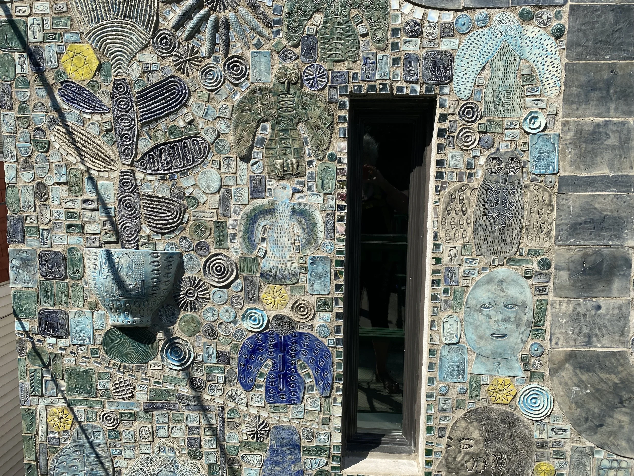 "Mosaic House" - Detail Images