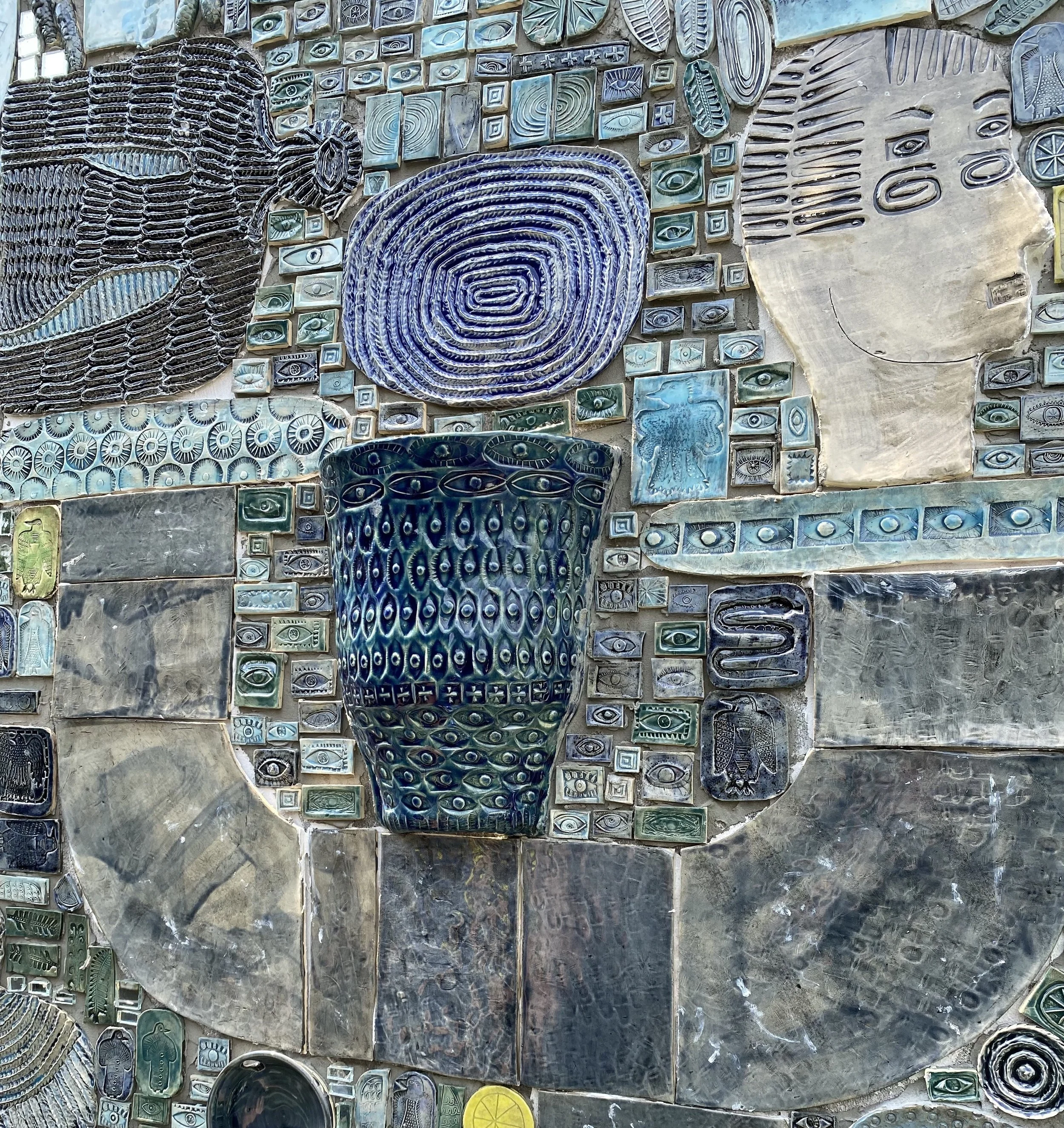 "Mosaic House" - Detail Images