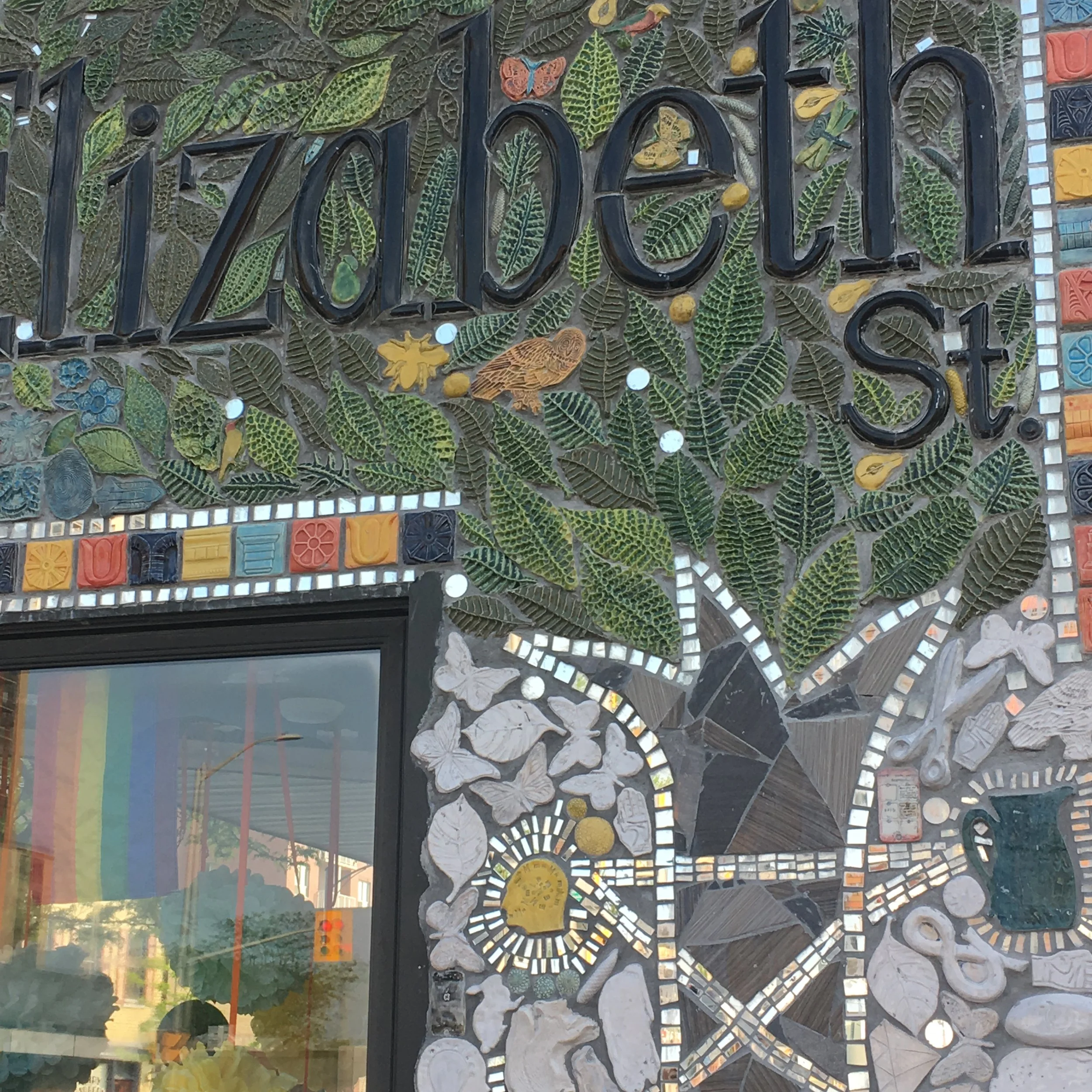 Elizabeth Street Wayfinding Mural - Detail