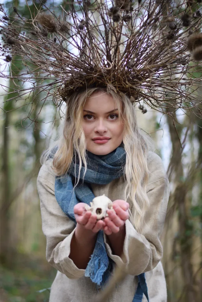 Oonagh-Brown-weaing-the-nettle-dress.-Photo-credit-Mark-Carroll-.webp
